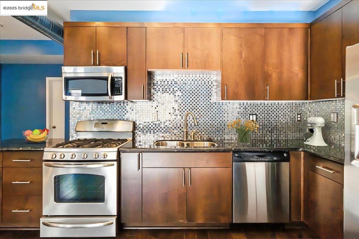 Detail Gallery Image 13 of 27 For 788 Pearlite Ct, West Sacramento,  CA 95691 - 2 Beds | 2 Baths