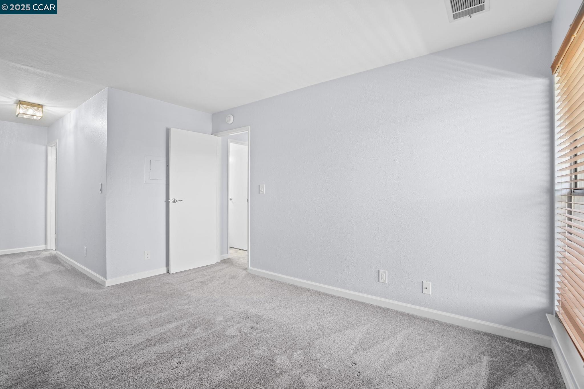 Photo #11: 41110334 Listing: Photo #11