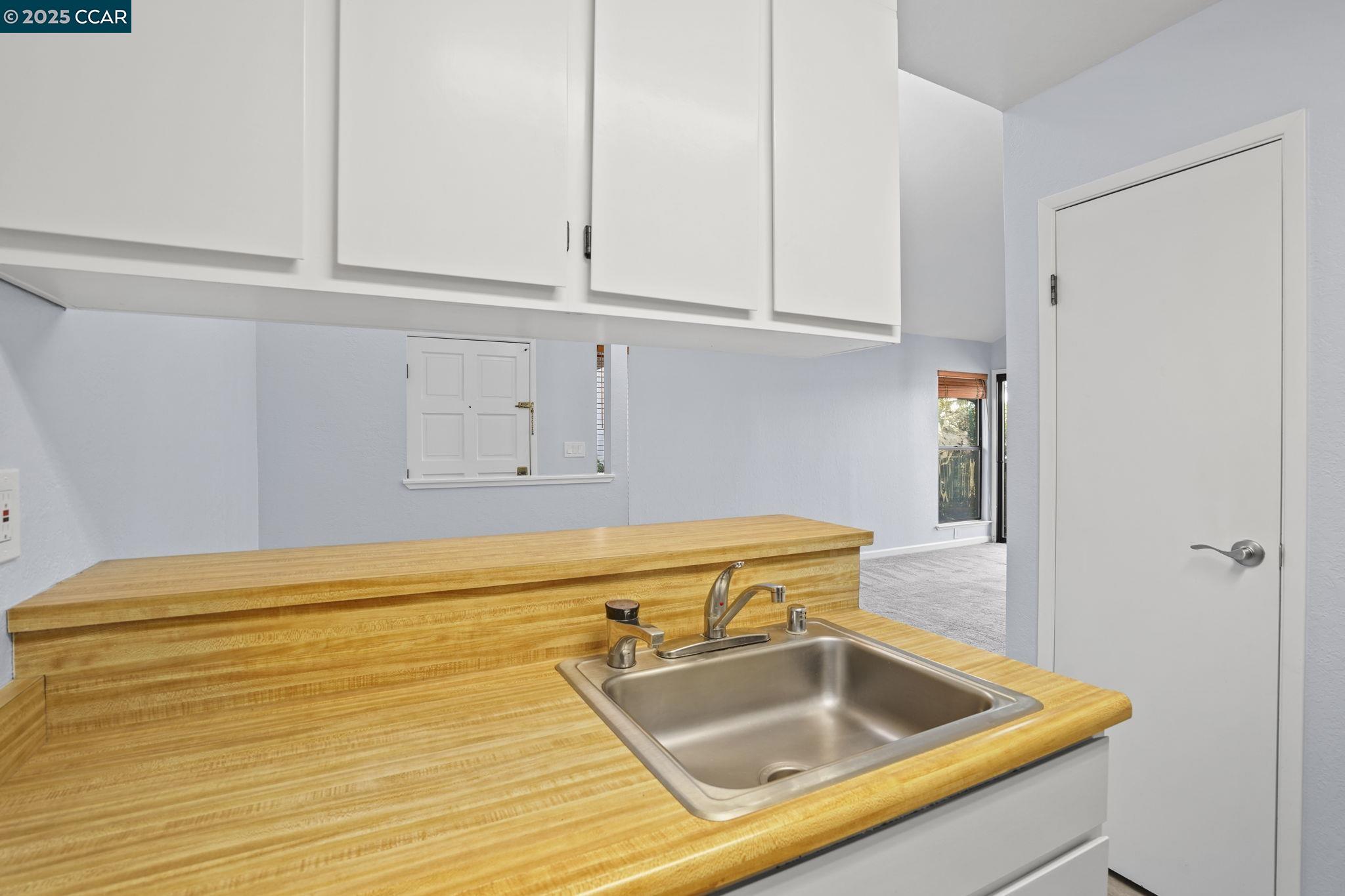 Photo #10: 41110334 Listing: Photo #10