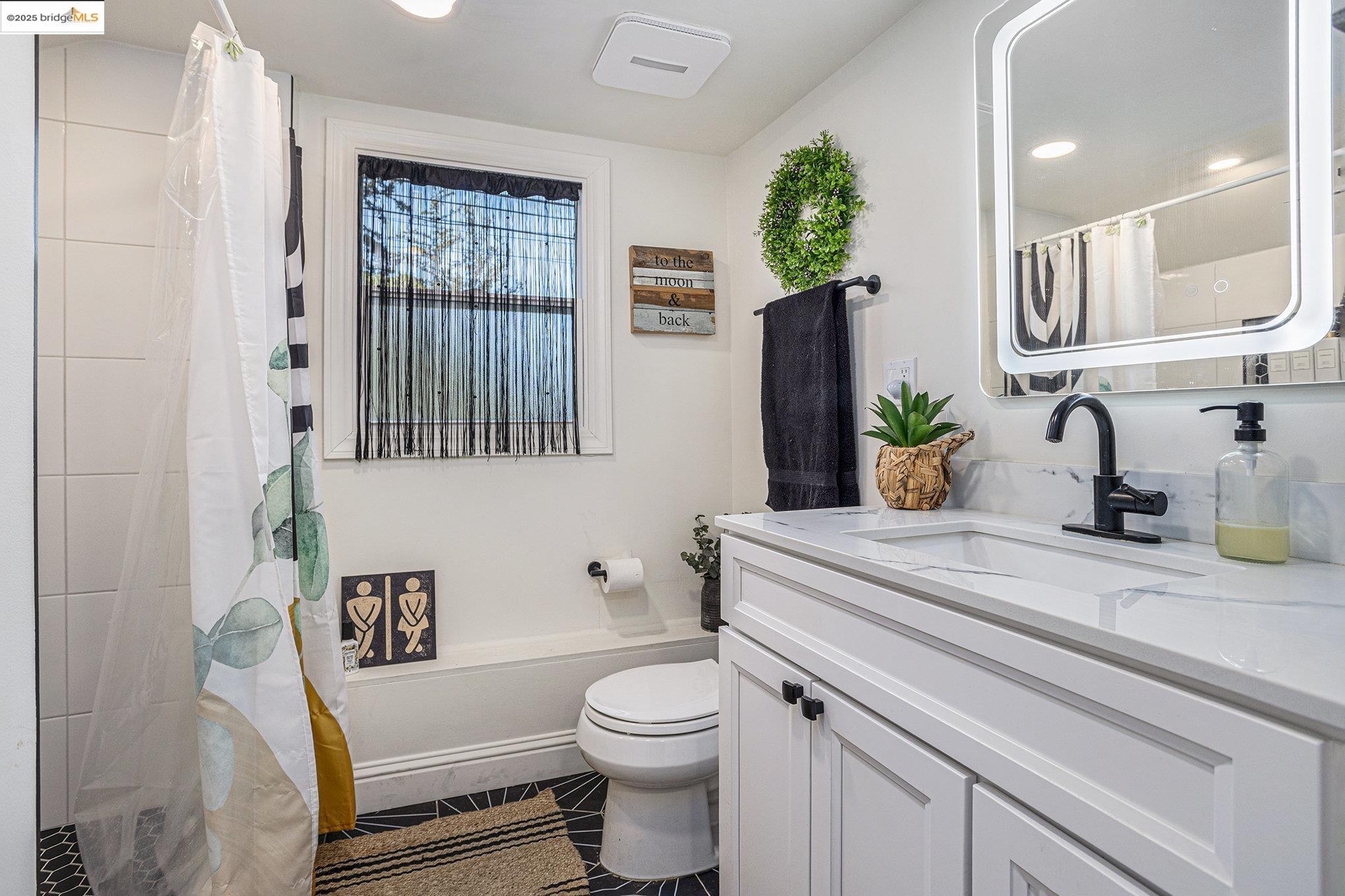 Detail Gallery Image 23 of 54 For 1828 Clayton Way, Concord,  CA 94519 - 4 Beds | 3 Baths