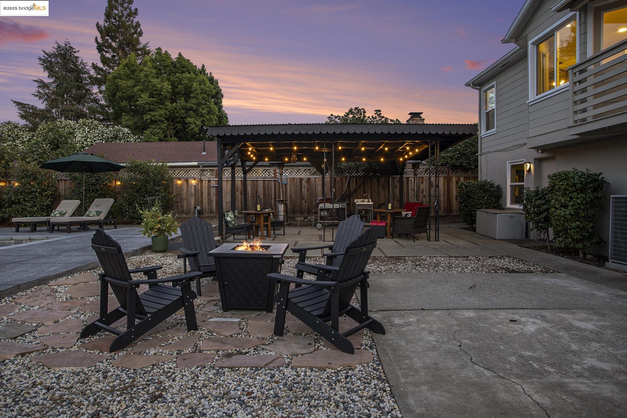 Detail Gallery Image 30 of 54 For 1828 Clayton Way, Concord,  CA 94519 - 4 Beds | 3 Baths