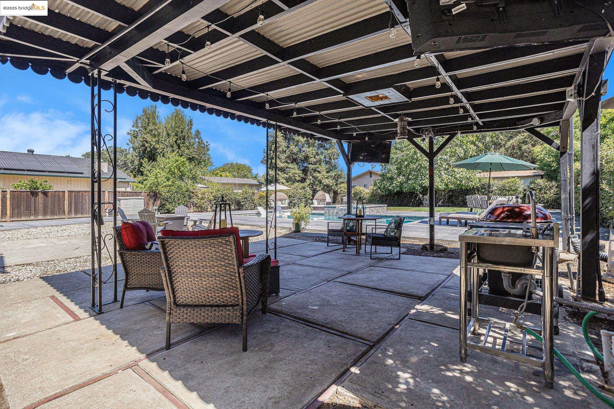 Detail Gallery Image 31 of 54 For 1828 Clayton Way, Concord,  CA 94519 - 4 Beds | 3 Baths
