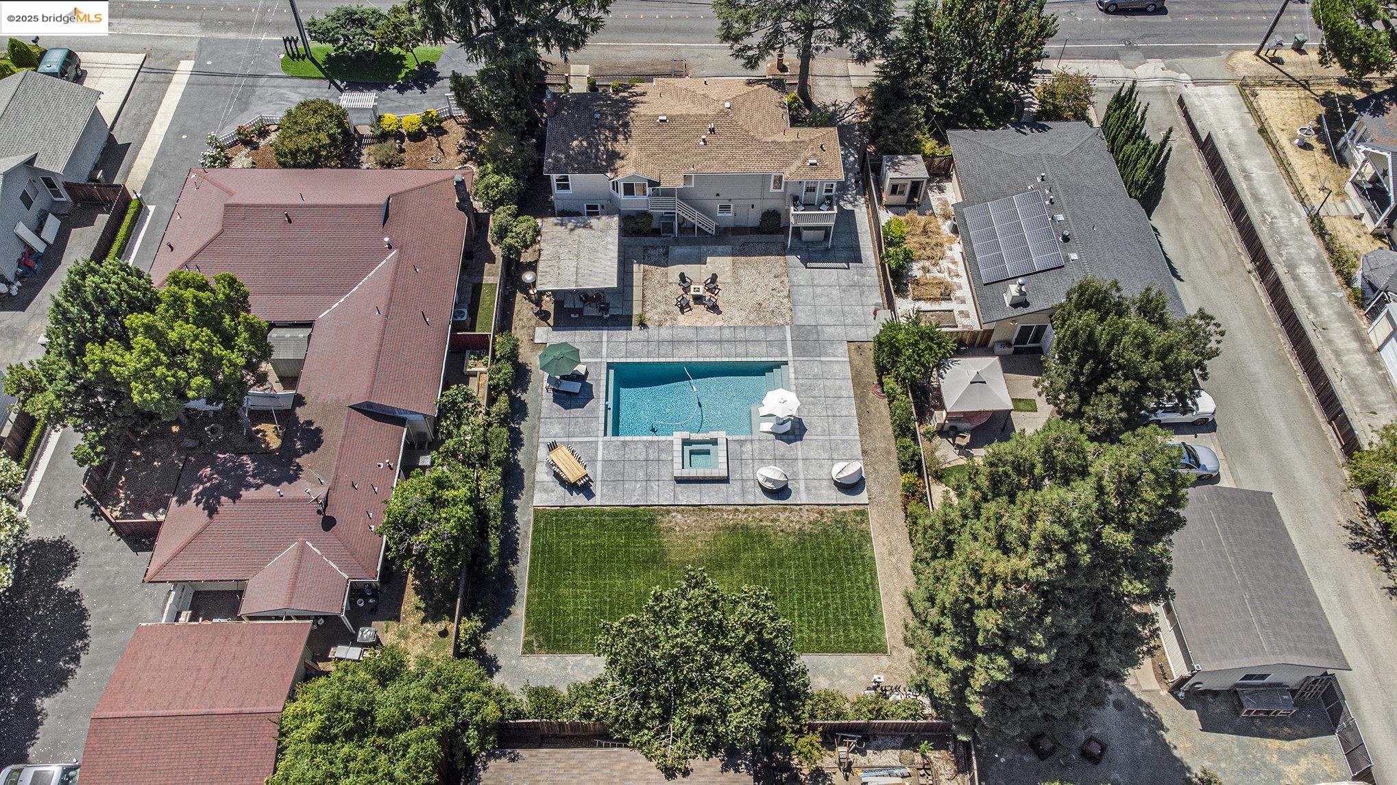 Detail Gallery Image 42 of 54 For 1828 Clayton Way, Concord,  CA 94519 - 4 Beds | 3 Baths