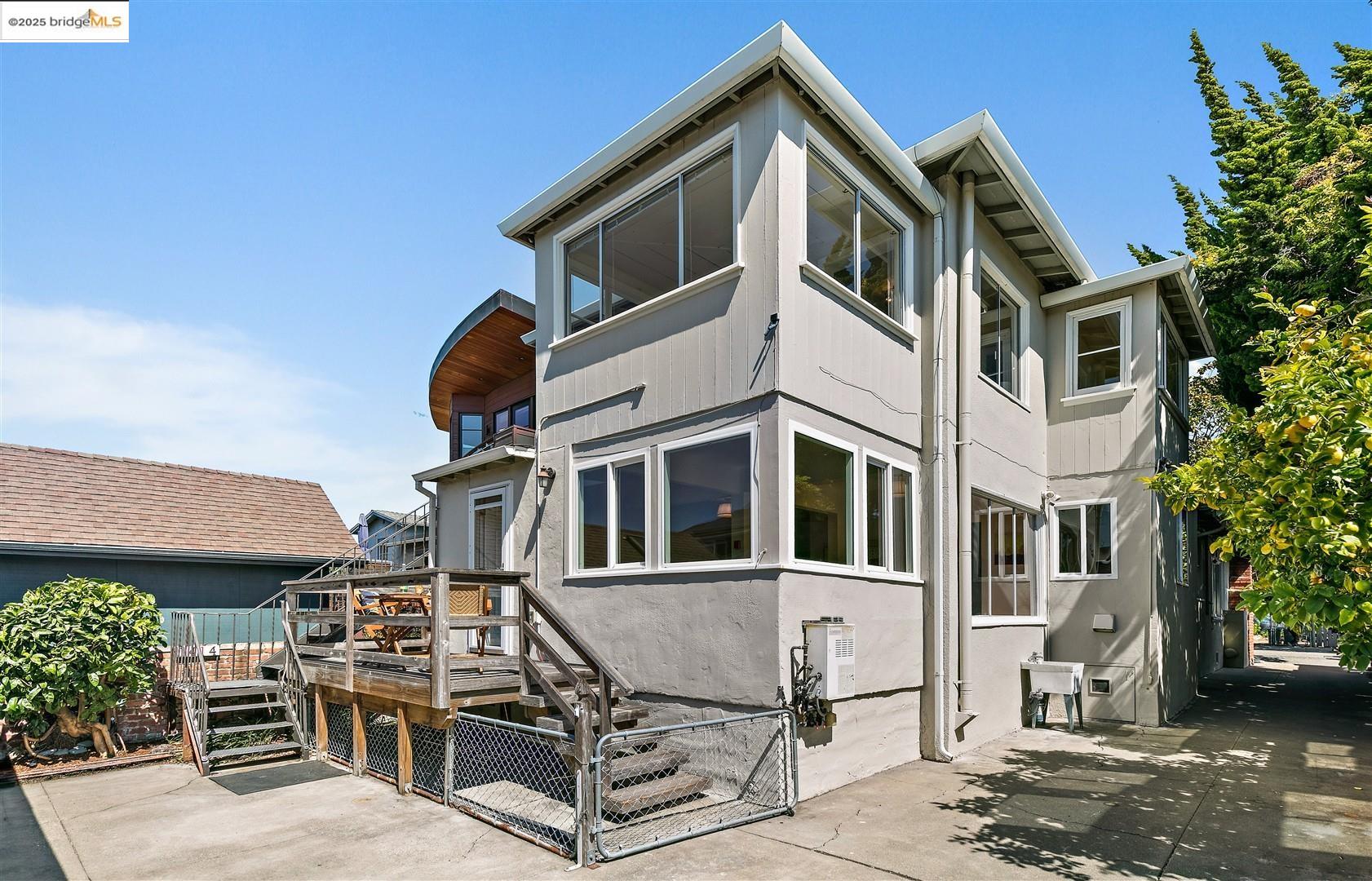 Detail Gallery Image 5 of 43 For 1412 Peralta Ave, Berkeley,  CA 94702 - – Beds | – Baths
