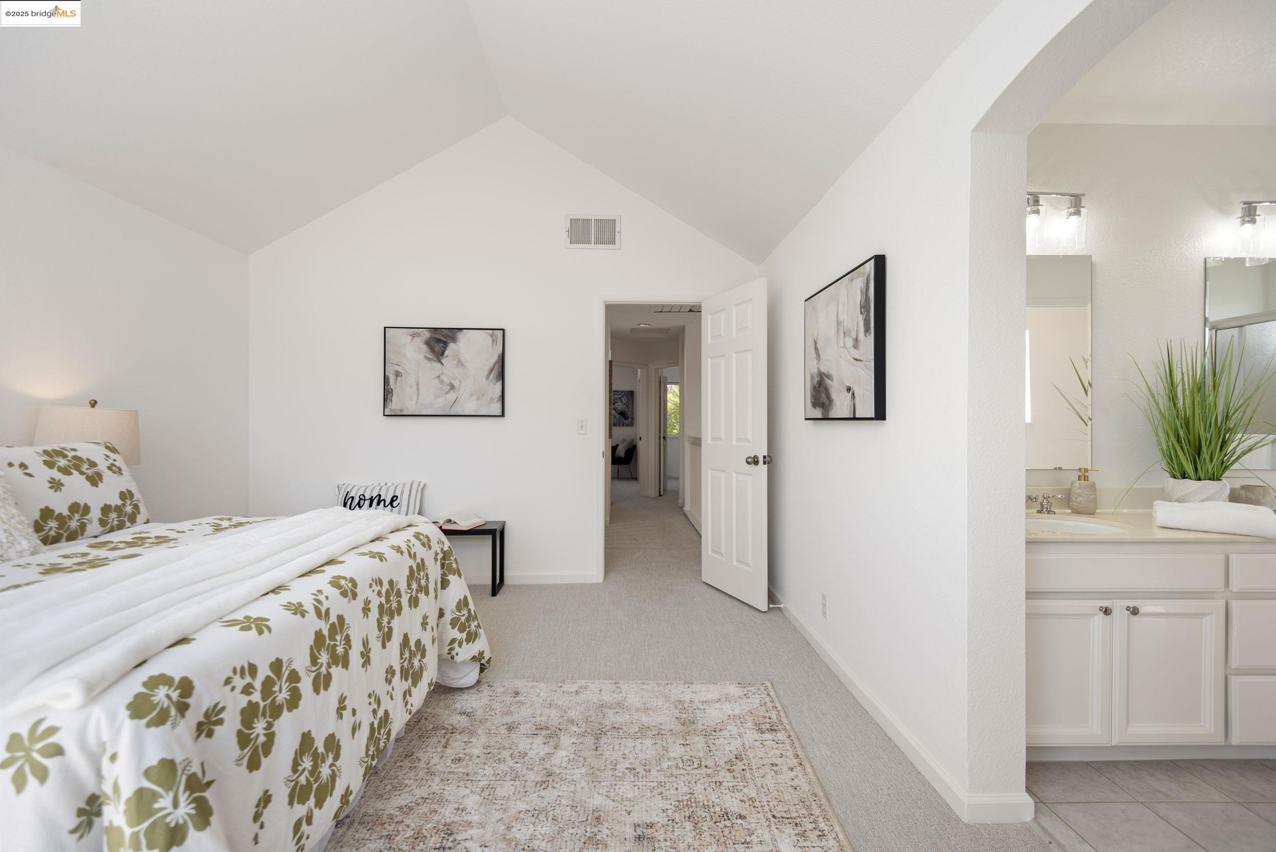 Detail Gallery Image 17 of 42 For 56 Bannister Way, Alameda,  CA 94502 - 3 Beds | 2/1 Baths