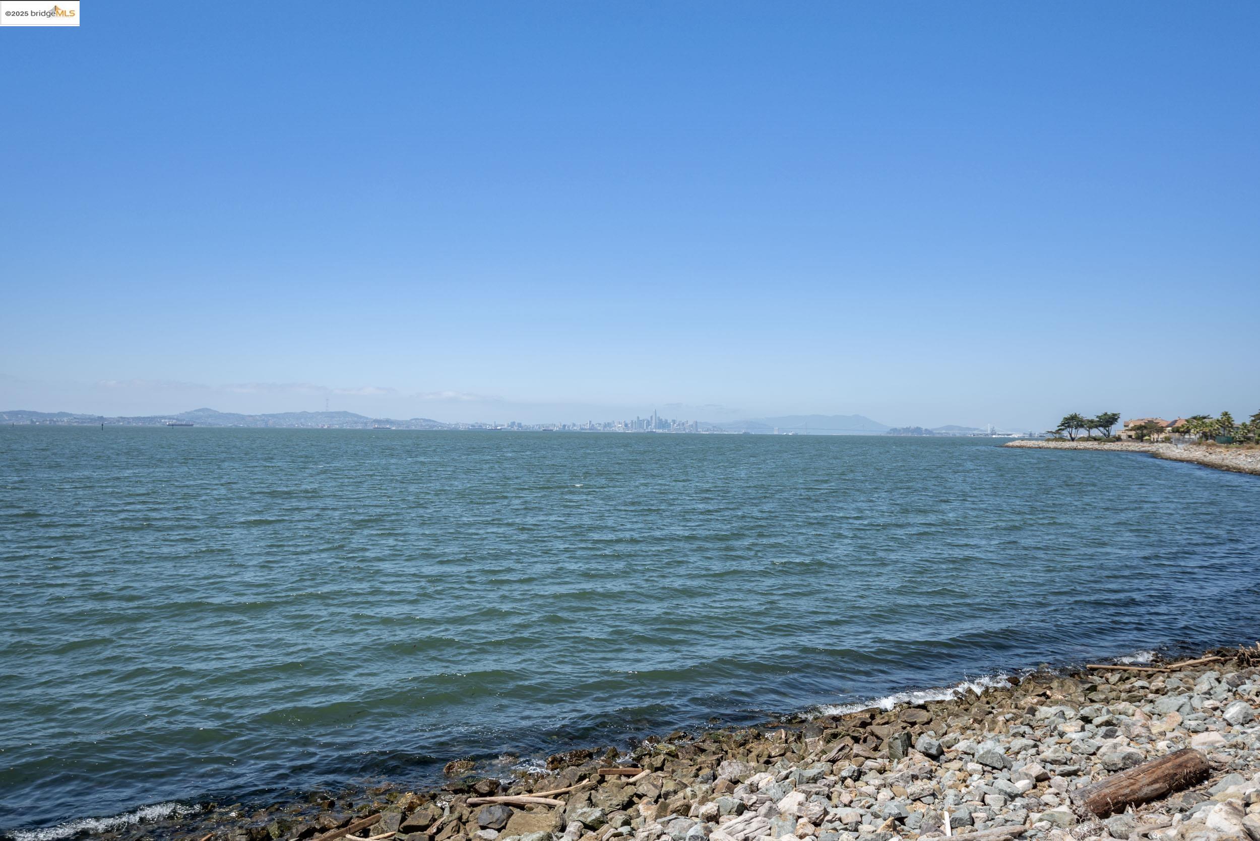 Detail Gallery Image 38 of 42 For 56 Bannister Way, Alameda,  CA 94502 - 3 Beds | 2/1 Baths