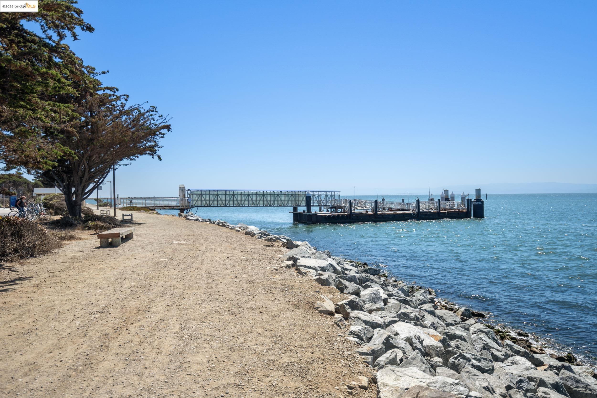 Detail Gallery Image 39 of 42 For 56 Bannister Way, Alameda,  CA 94502 - 3 Beds | 2/1 Baths