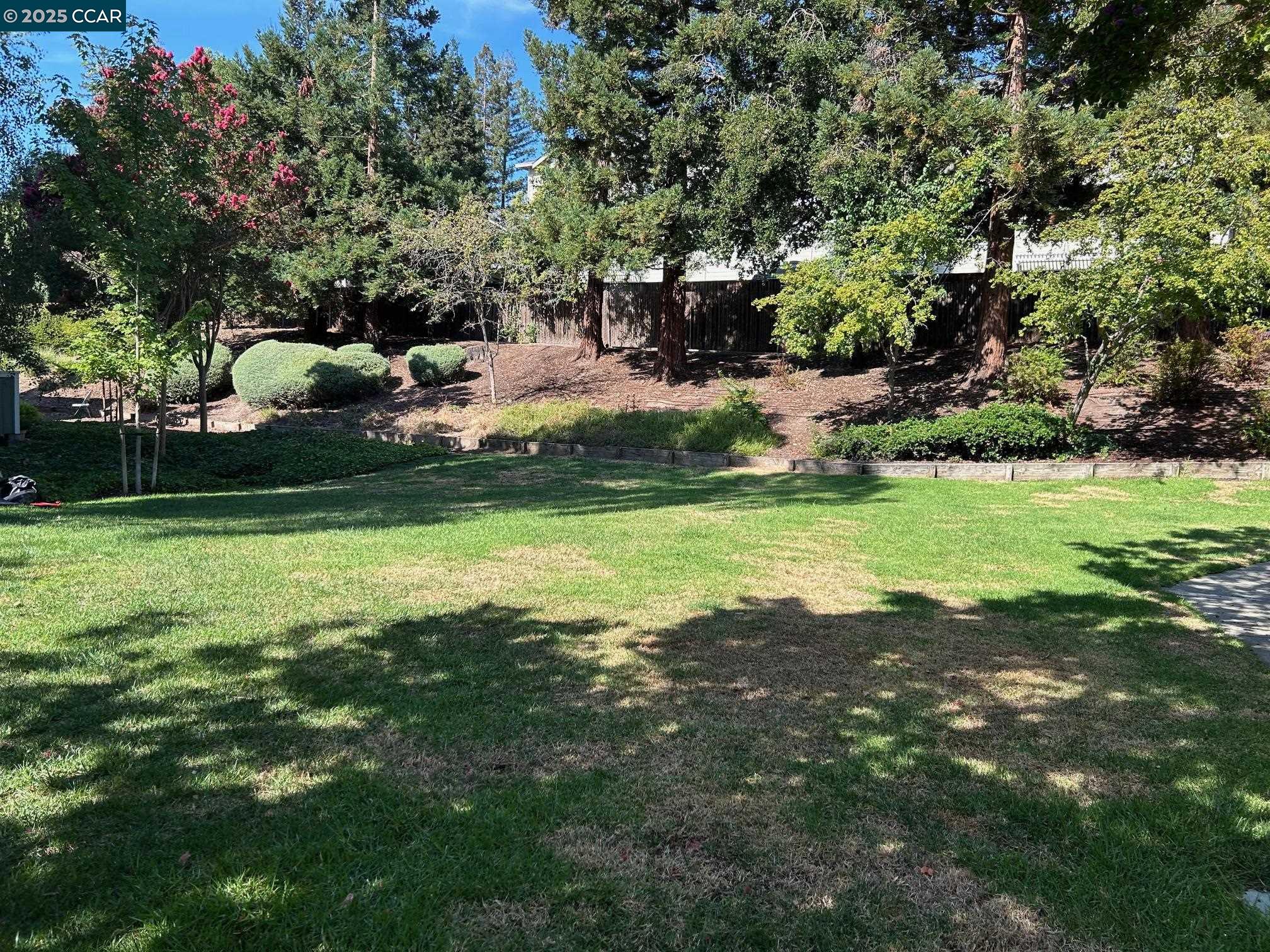 Photo #14: 41110339 Listing: Photo #14