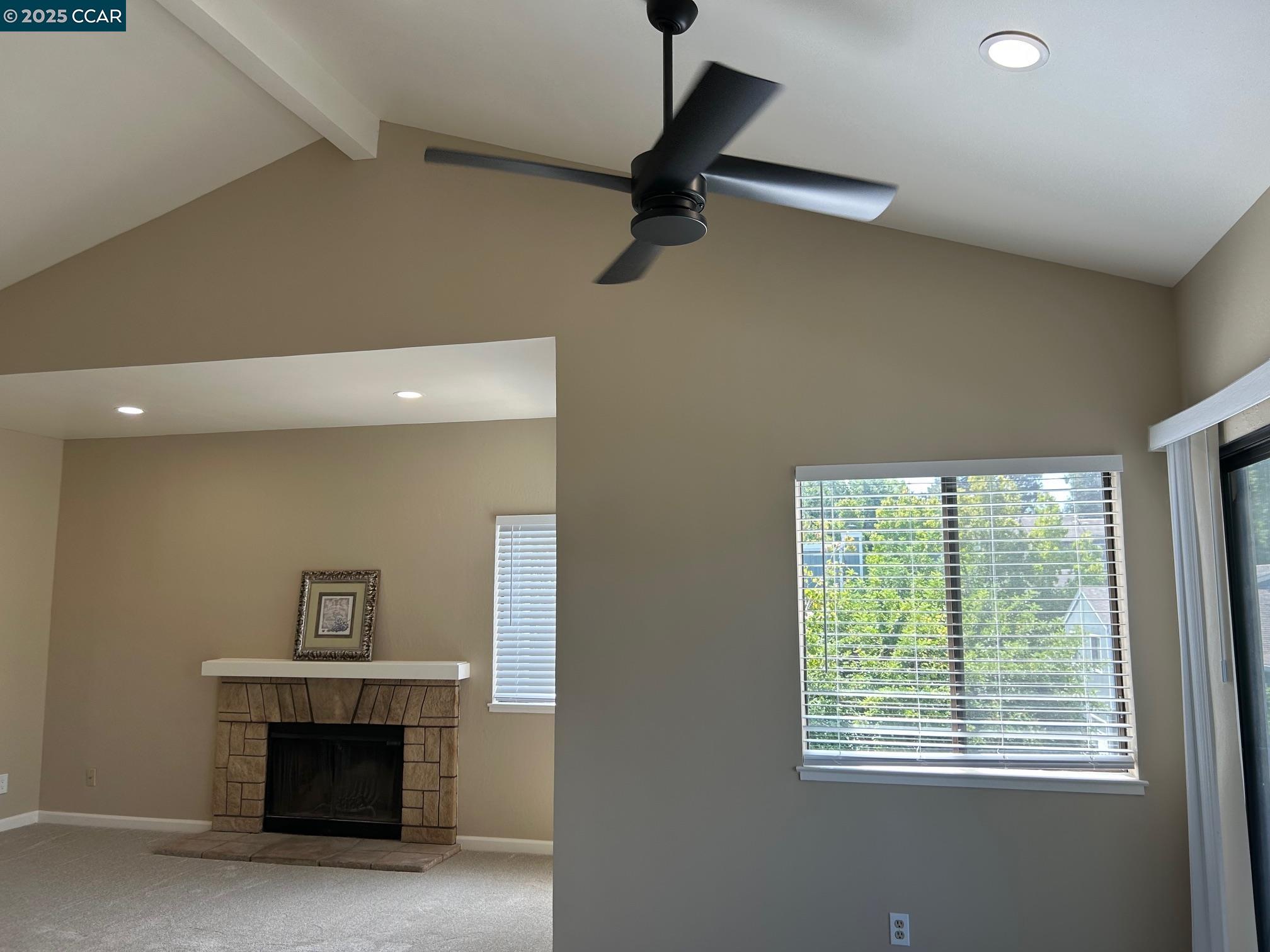 Photo #5: 41110339 Listing 
