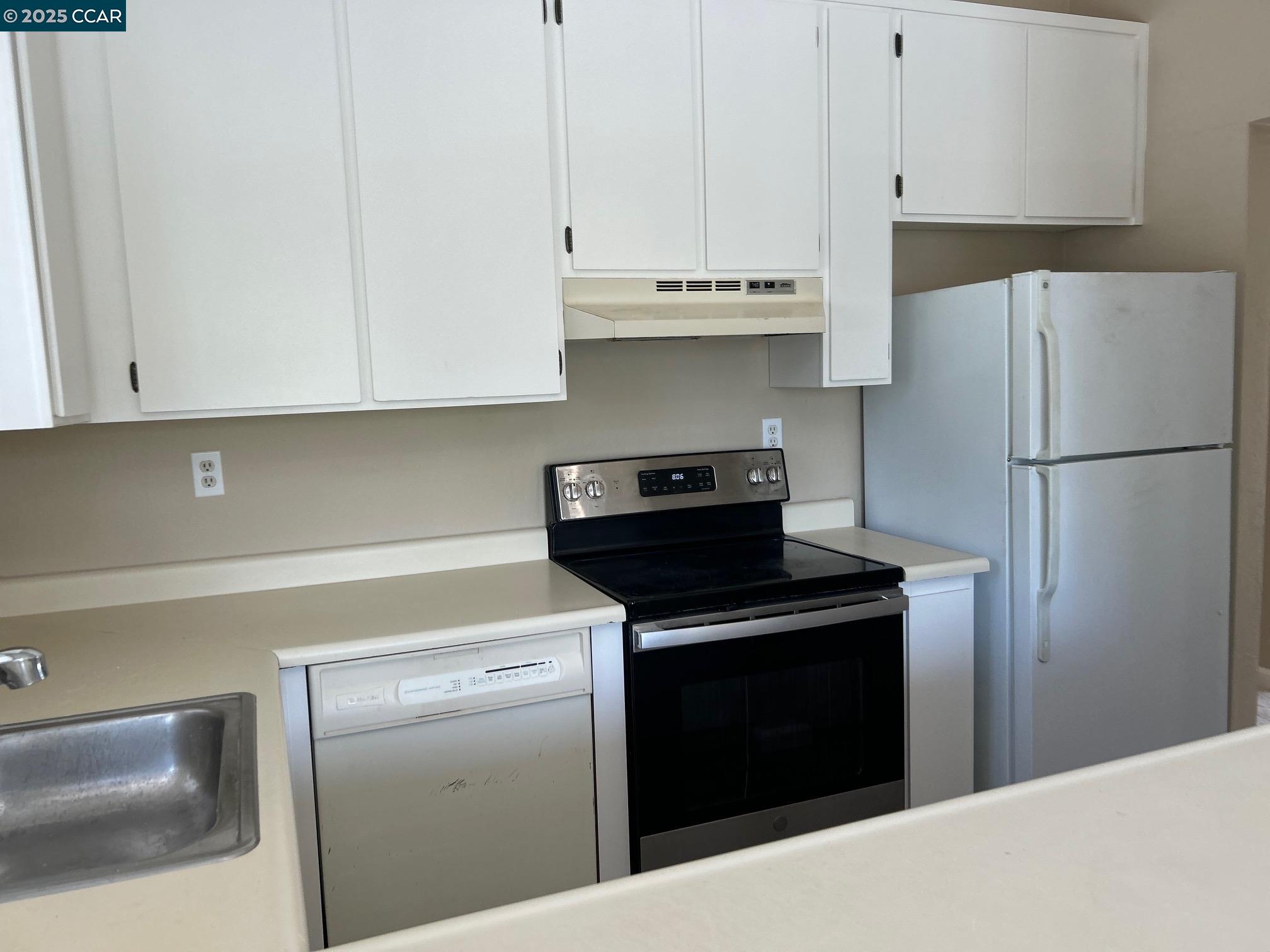 Photo #6: 41110339 Listing 