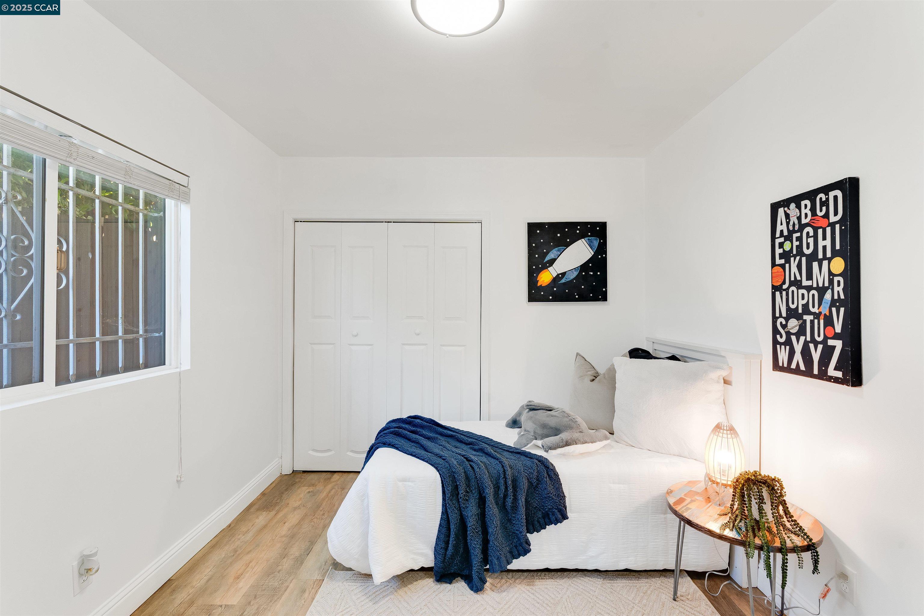 Detail Gallery Image 14 of 26 For 2154 35th Ave, Oakland,  CA 94601 - 2 Beds | 2 Baths