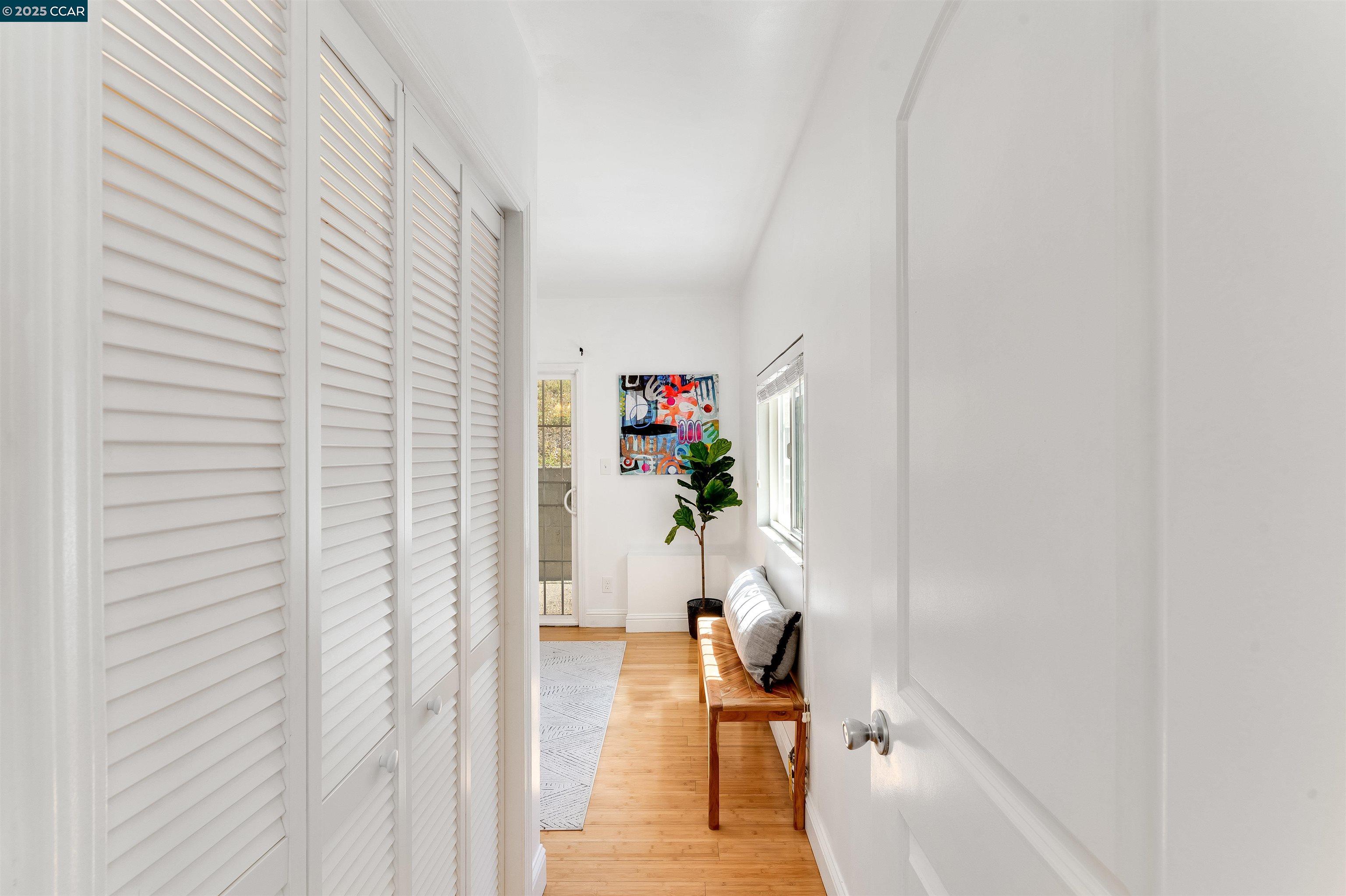 Detail Gallery Image 21 of 26 For 2154 35th Ave, Oakland,  CA 94601 - 2 Beds | 2 Baths