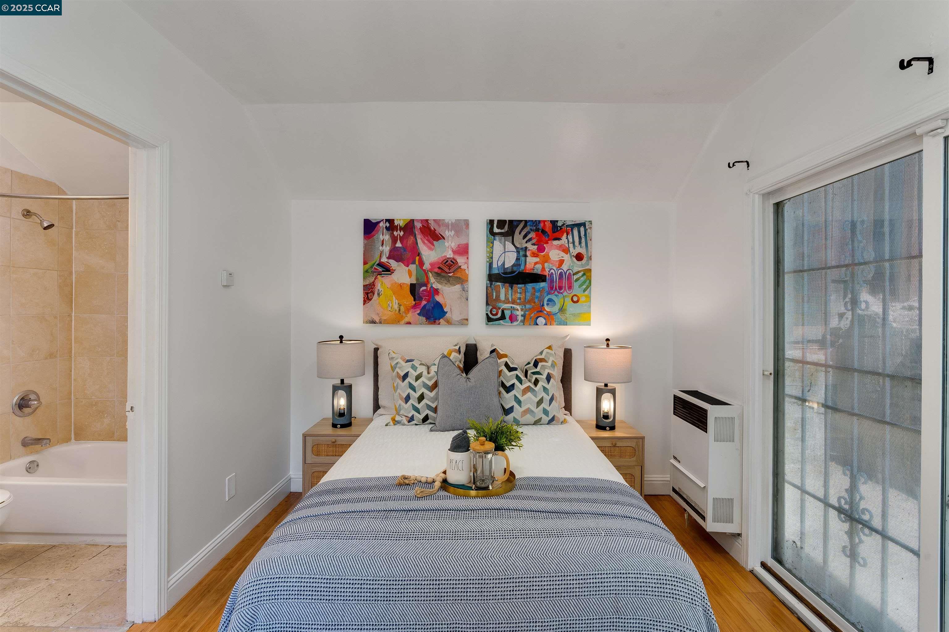Detail Gallery Image 23 of 26 For 2154 35th Ave, Oakland,  CA 94601 - 2 Beds | 2 Baths