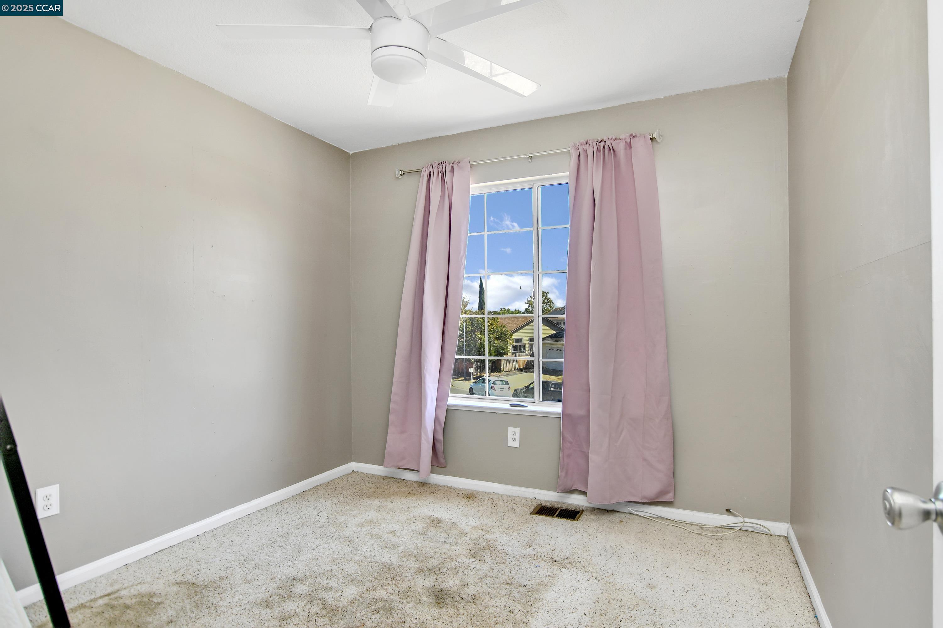 Detail Gallery Image 21 of 35 For 5008 Brookhaven Way, Antioch,  CA 94531 - 4 Beds | 2/1 Baths