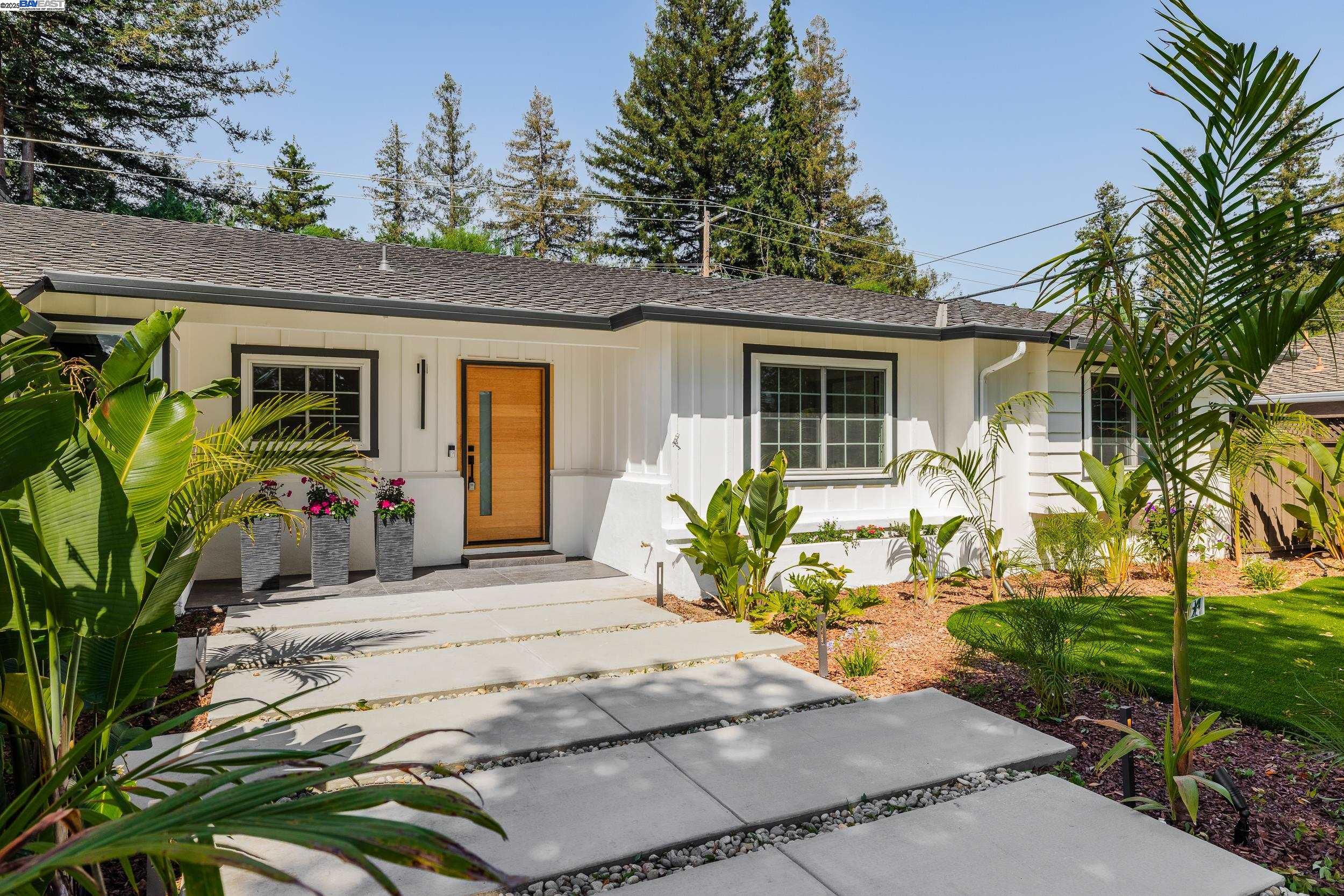 Detail Gallery Image 2 of 39 For 1367 Cordelia Ave, San Jose,  CA 95129 - 4 Beds | 2/1 Baths
