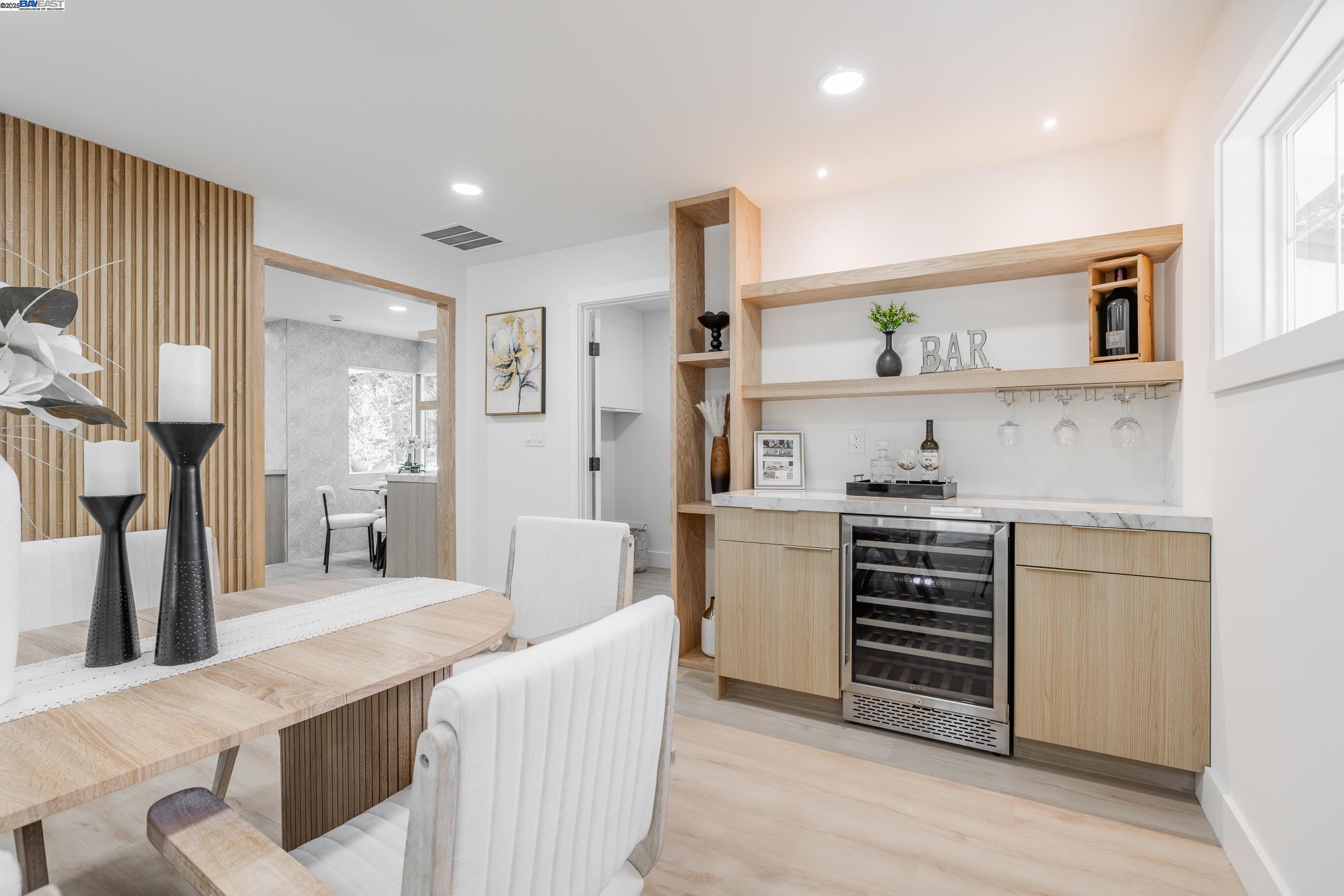 Detail Gallery Image 12 of 39 For 1367 Cordelia Ave, San Jose,  CA 95129 - 4 Beds | 2/1 Baths