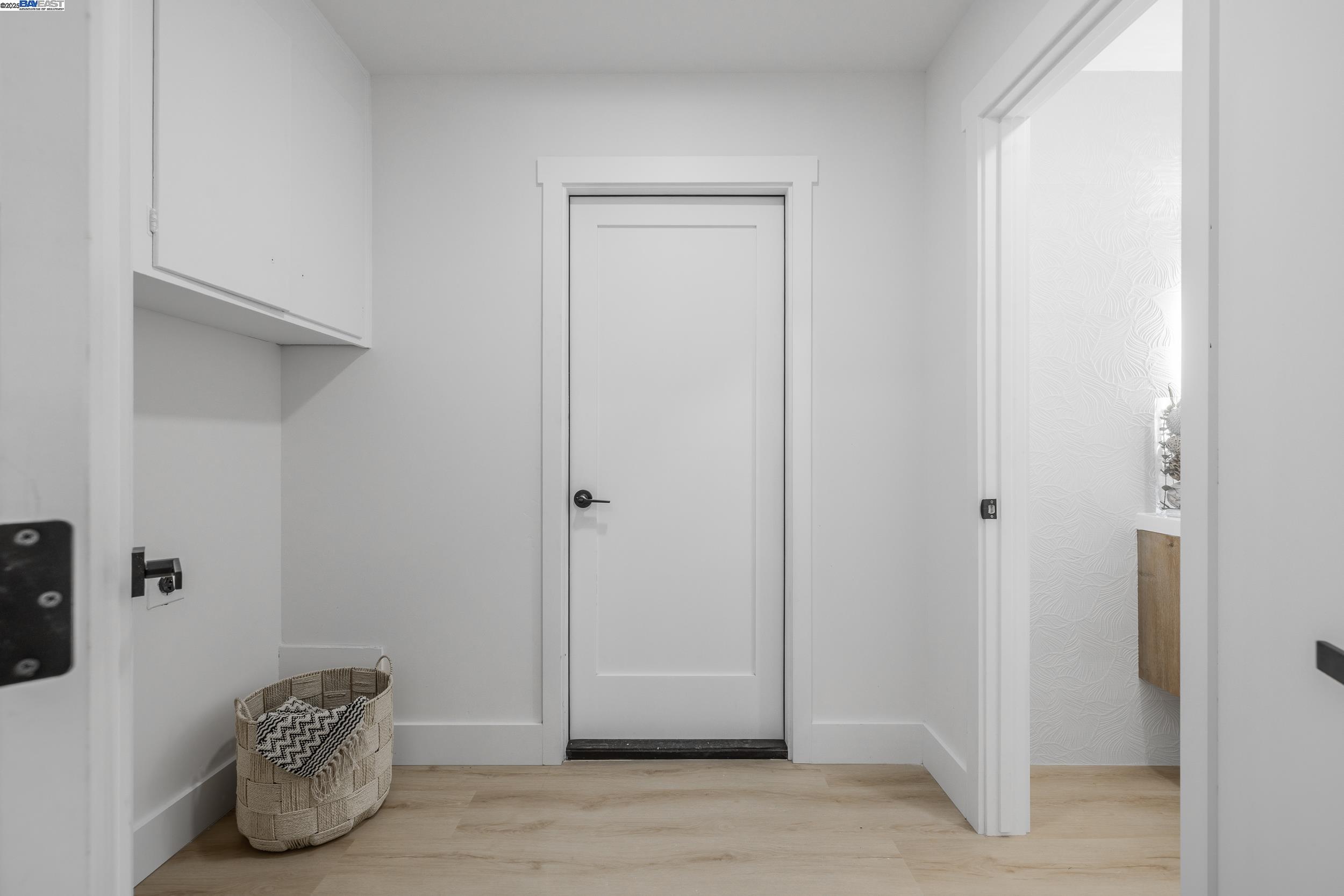 Detail Gallery Image 20 of 39 For 1367 Cordelia Ave, San Jose,  CA 95129 - 4 Beds | 2/1 Baths