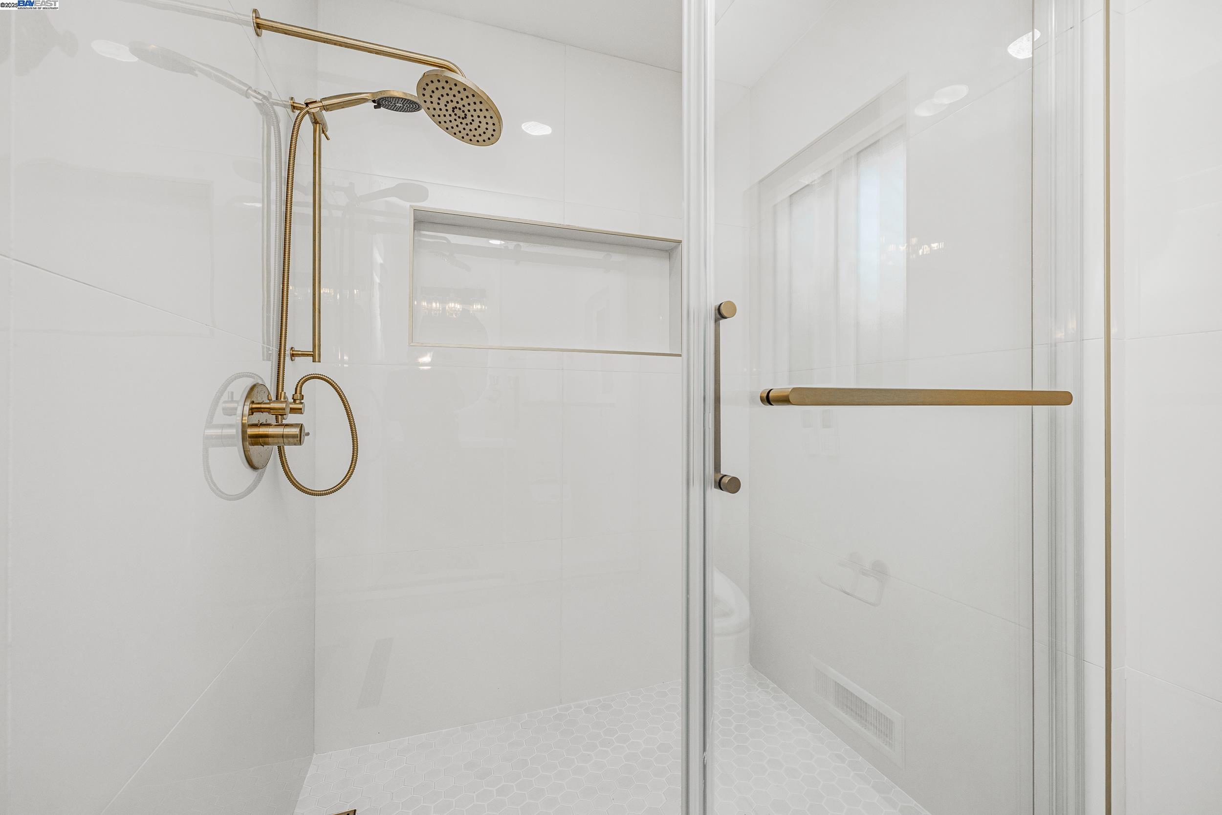 Detail Gallery Image 24 of 39 For 1367 Cordelia Ave, San Jose,  CA 95129 - 4 Beds | 2/1 Baths