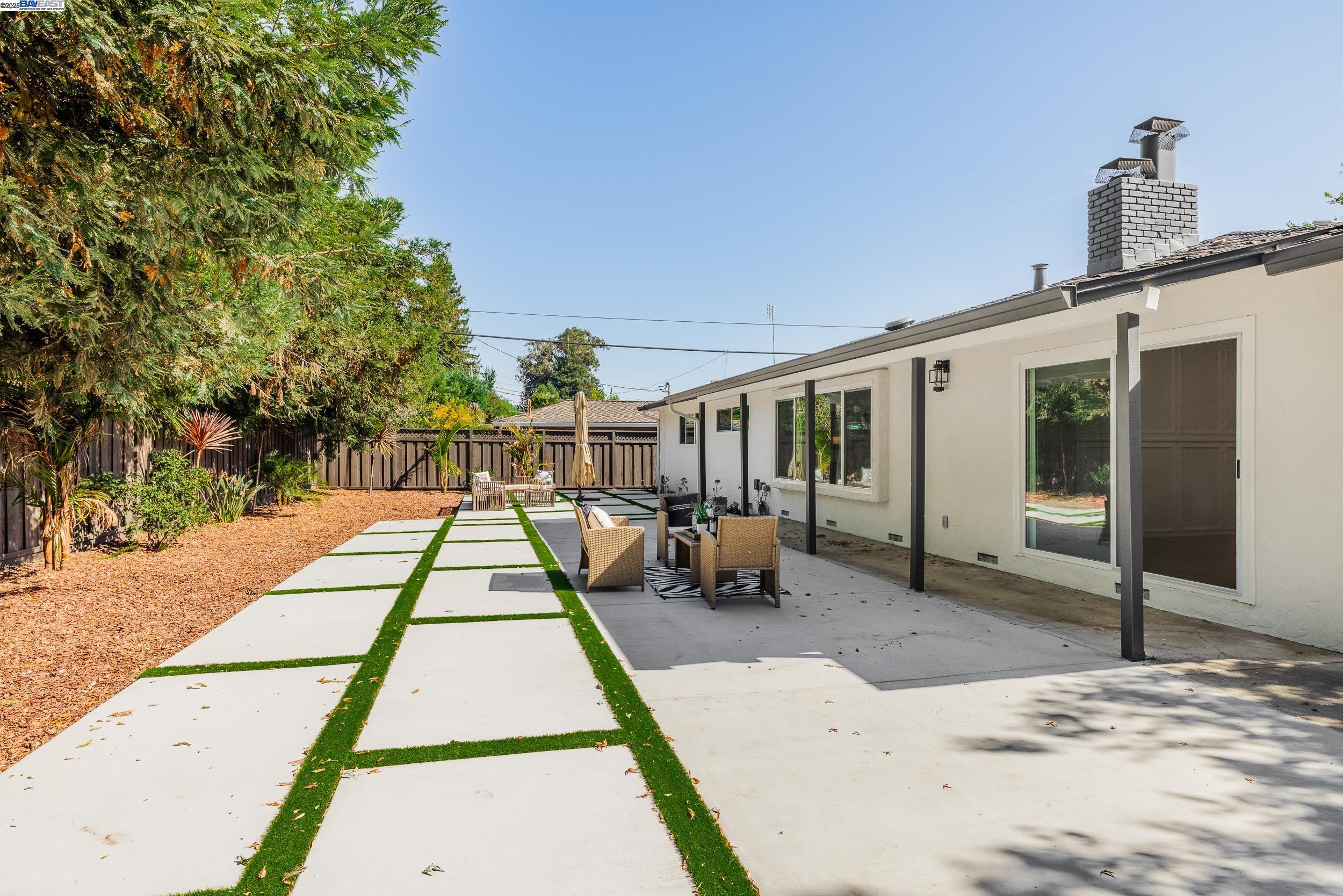 Detail Gallery Image 32 of 39 For 1367 Cordelia Ave, San Jose,  CA 95129 - 4 Beds | 2/1 Baths