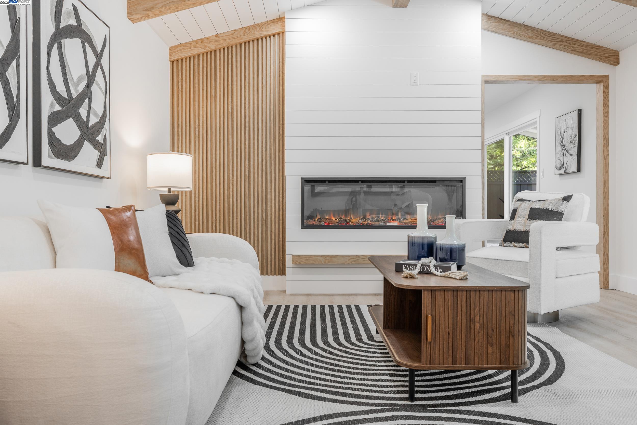 Detail Gallery Image 5 of 39 For 1367 Cordelia Ave, San Jose,  CA 95129 - 4 Beds | 2/1 Baths
