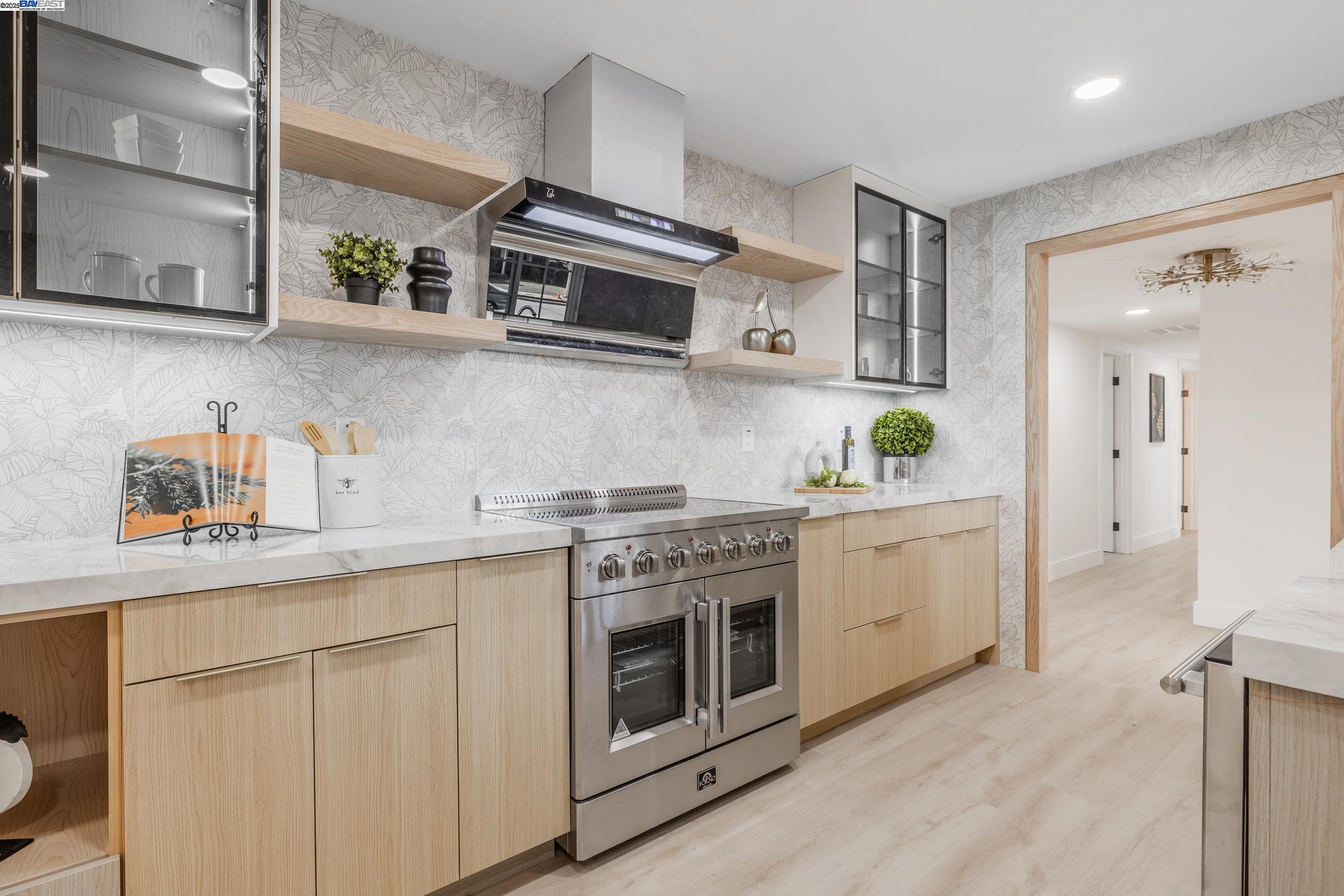 Detail Gallery Image 9 of 39 For 1367 Cordelia Ave, San Jose,  CA 95129 - 4 Beds | 2/1 Baths