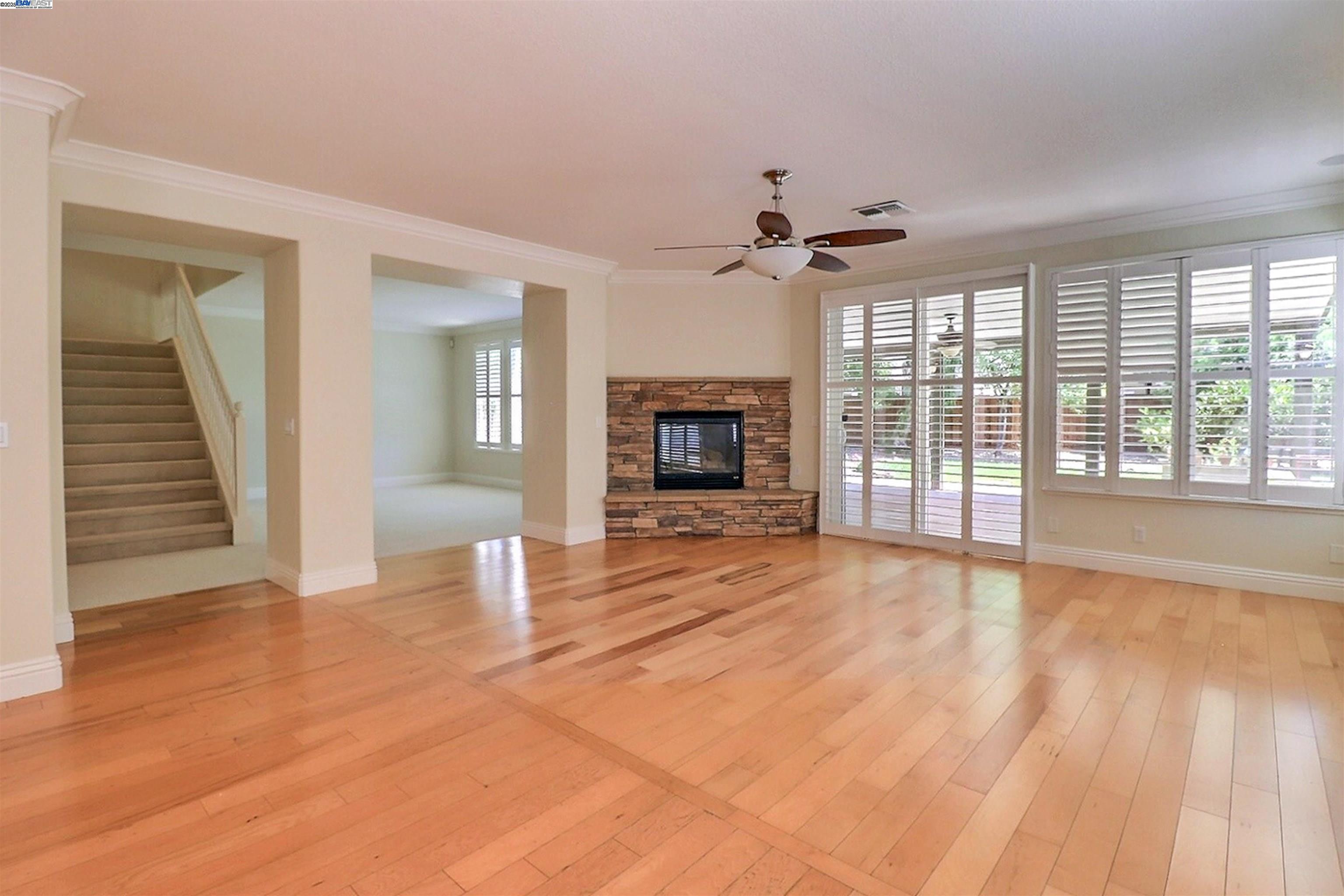 Detail Gallery Image 16 of 50 For 531 Half Moon Ct, Discovery Bay,  CA 94505 - 5 Beds | 4 Baths