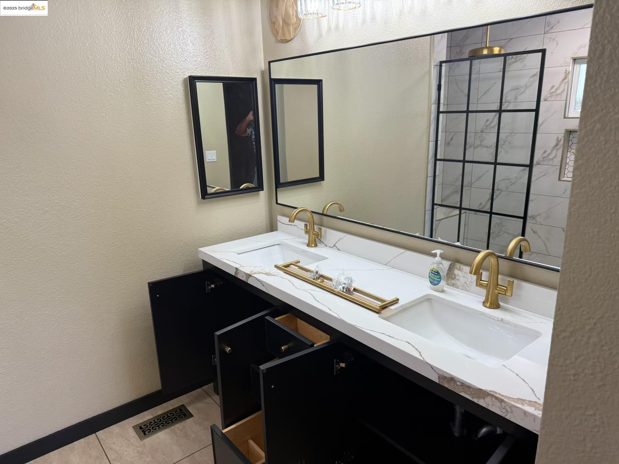 Detail Gallery Image 7 of 14 For 1370 Willow Lake Road, Discovery Bay,  CA 94505-9999 - 3 Beds | 2 Baths