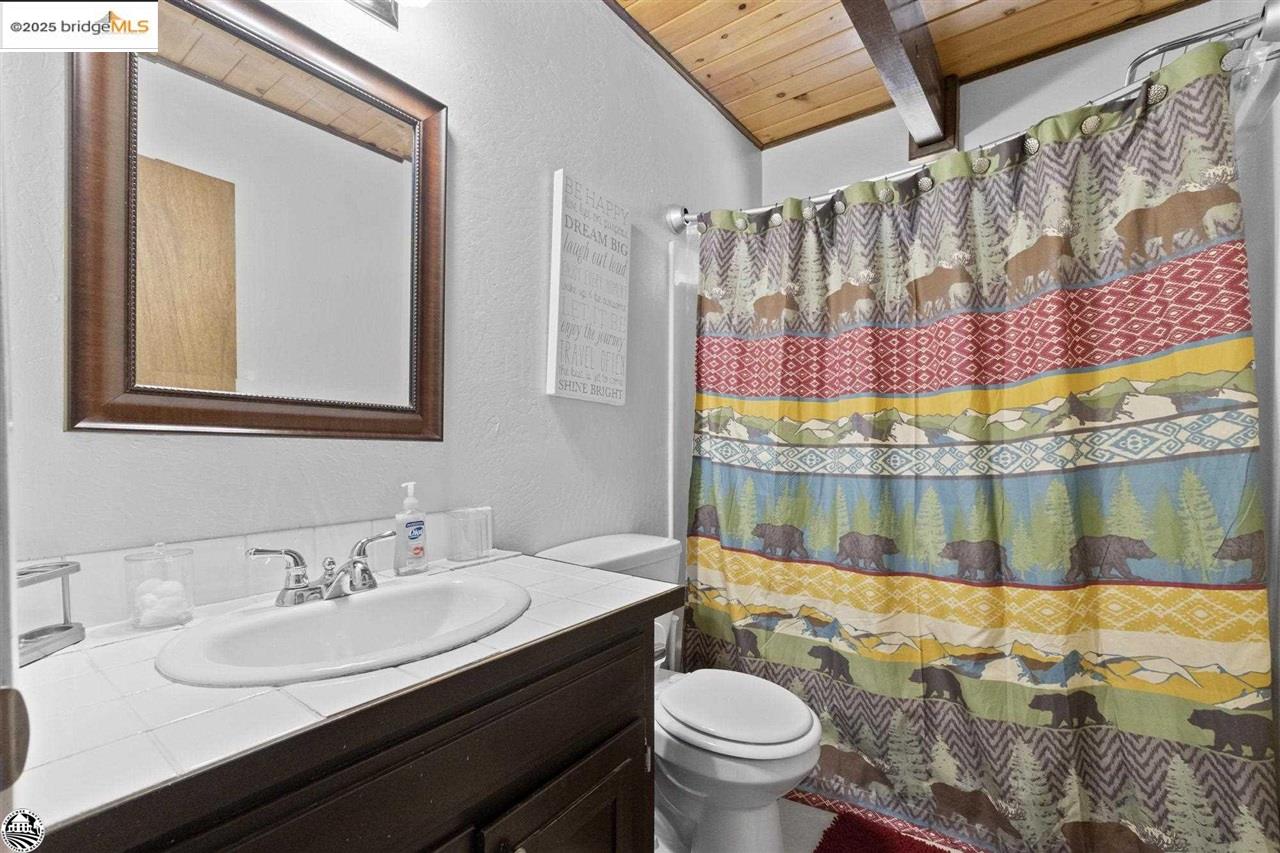 Detail Gallery Image 12 of 35 For 19385 Superior, Twain Harte,  CA 95383 - 4 Beds | 2/1 Baths