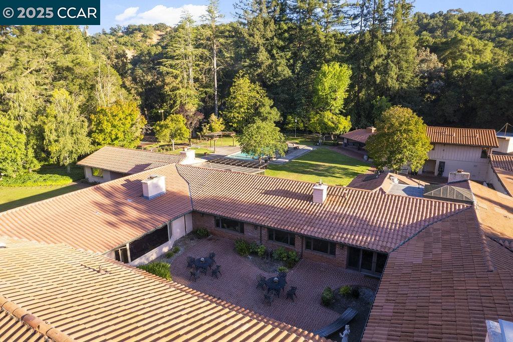 Detail Gallery Image 33 of 53 For 940 Reliez Station Ln, Lafayette,  CA 94549 - 13 Beds | 12/1 Baths