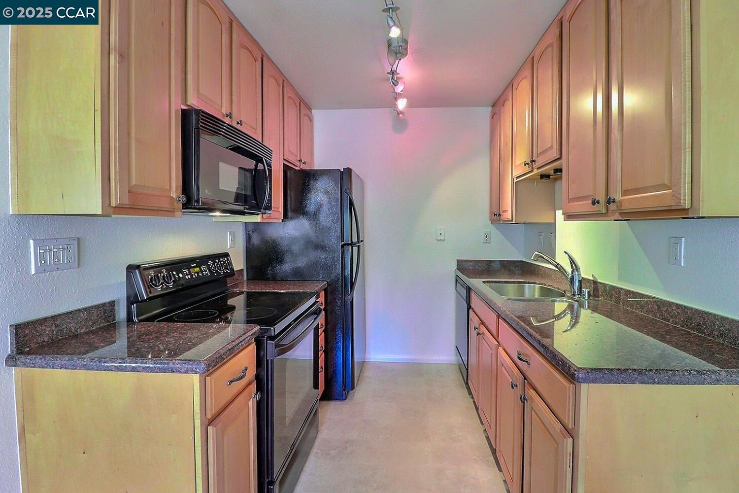 Photo #13: 41110355 Listing: Photo #13