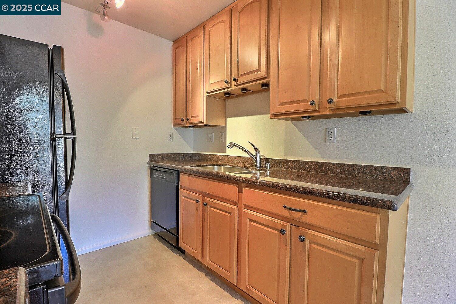 Photo #15: 41110355 Listing: Photo #15