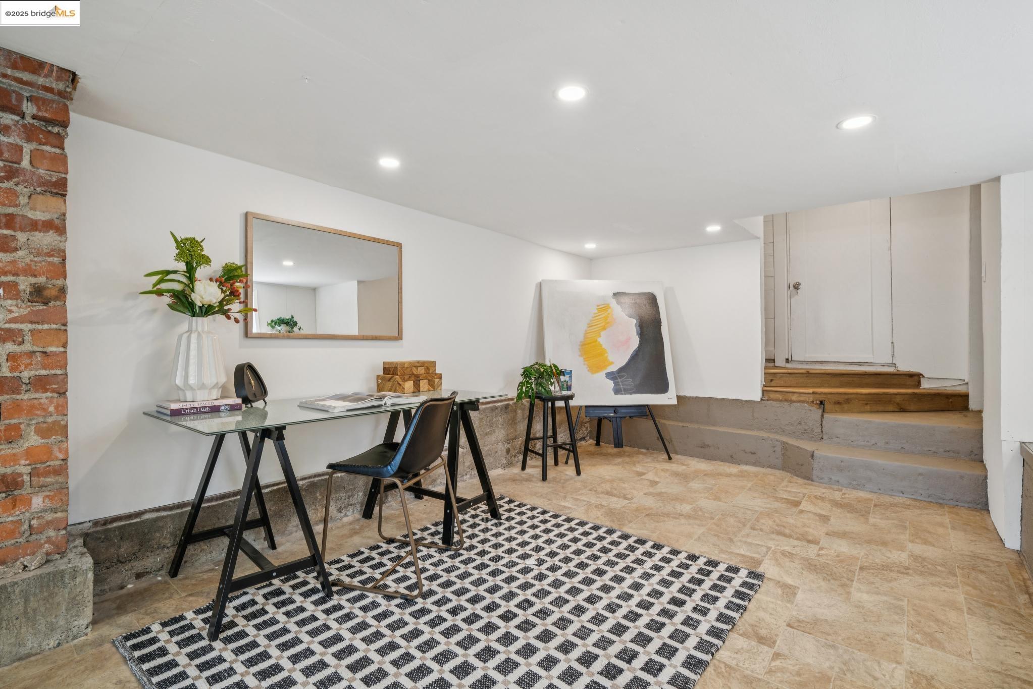 Detail Gallery Image 31 of 60 For 515 Mount St, Richmond,  CA 94805 - 3 Beds | 2/1 Baths