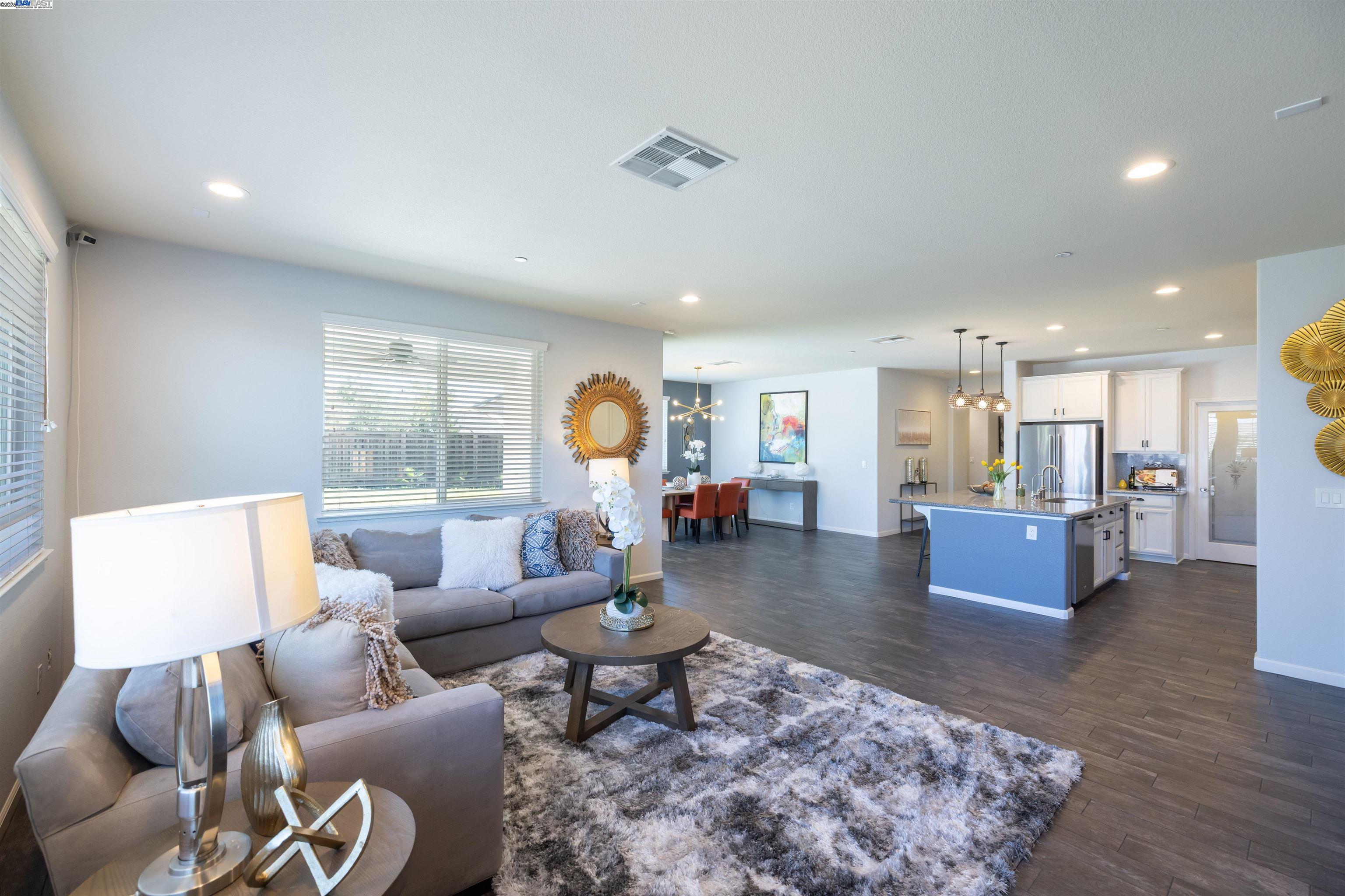 Detail Gallery Image 11 of 60 For 917 Talaria Ct, Oakley,  CA 94561 - 4 Beds | 3 Baths