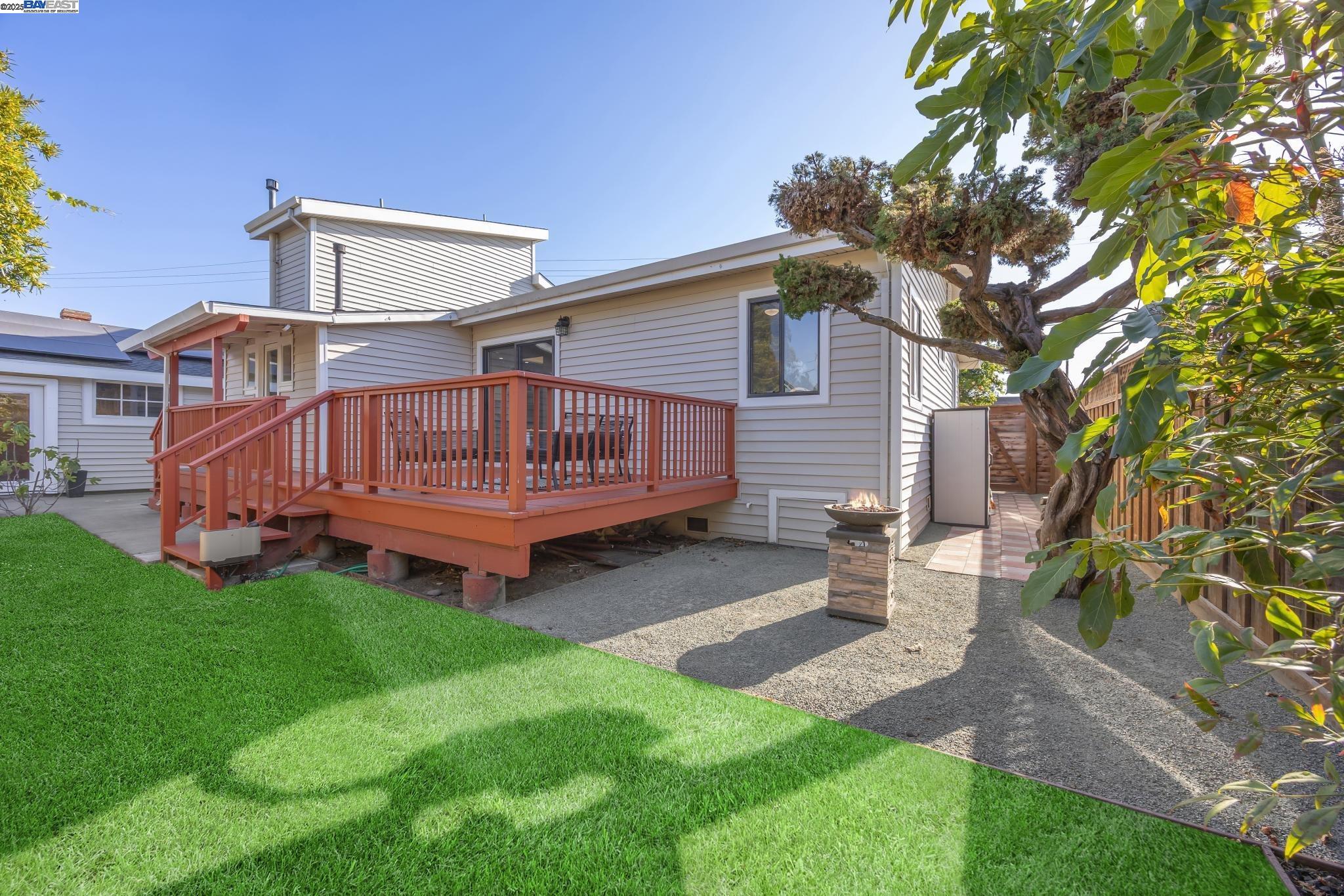 Detail Gallery Image 38 of 52 For 133 Mecartney Rd, Alameda,  CA 94502 - 3 Beds | 2 Baths