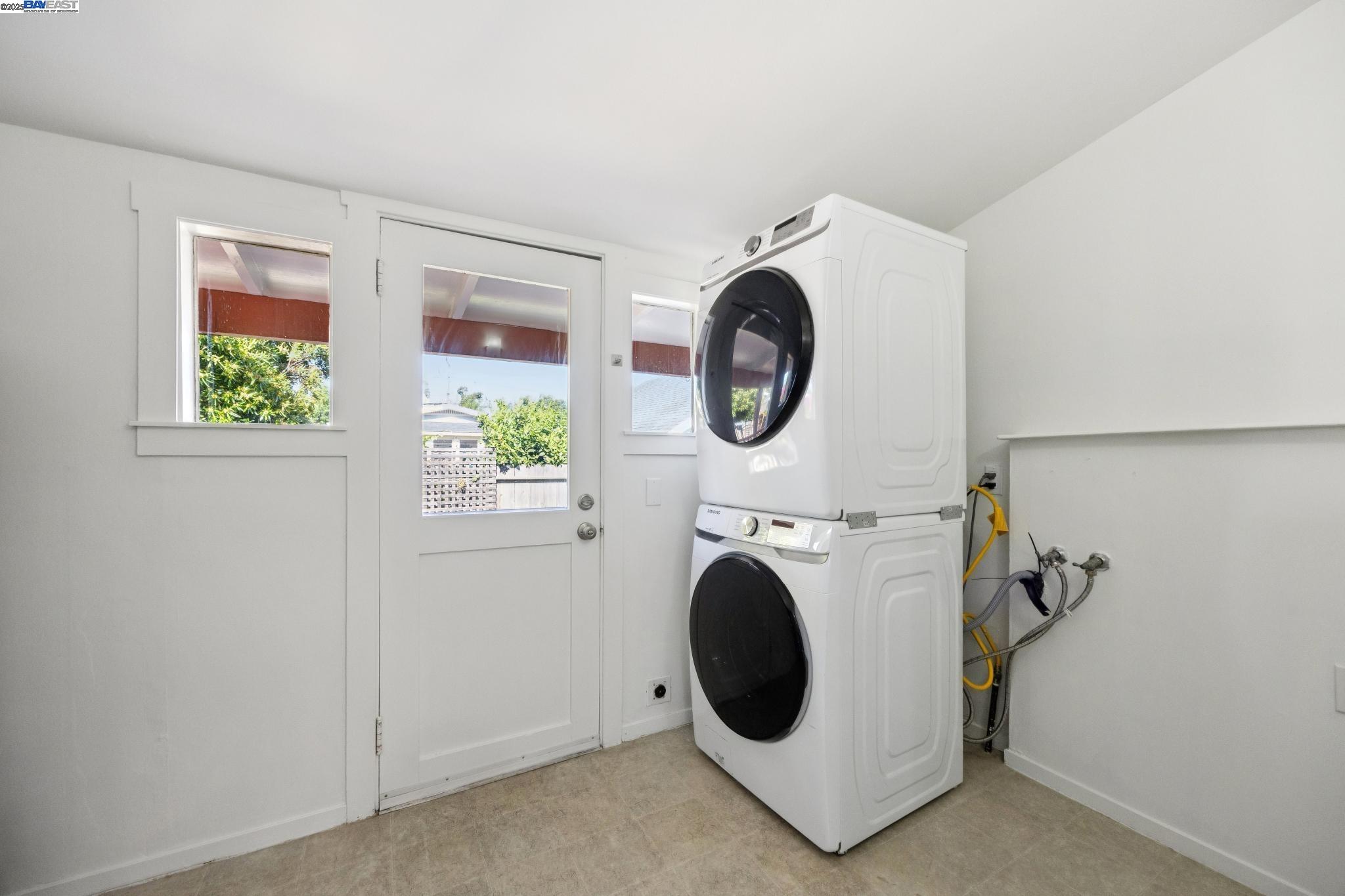Detail Gallery Image 44 of 52 For 133 Mecartney Rd, Alameda,  CA 94502 - 3 Beds | 2 Baths