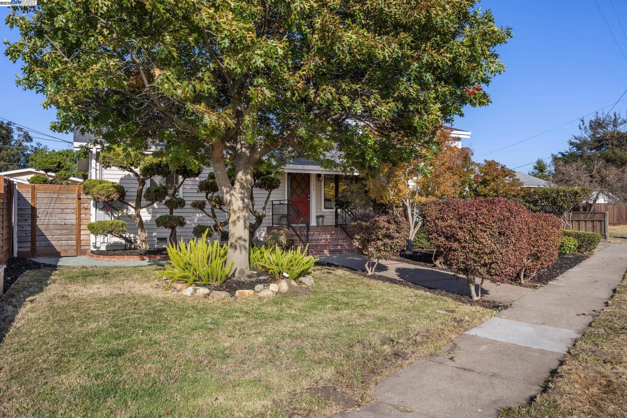 Detail Gallery Image 49 of 52 For 133 Mecartney Rd, Alameda,  CA 94502 - 3 Beds | 2 Baths