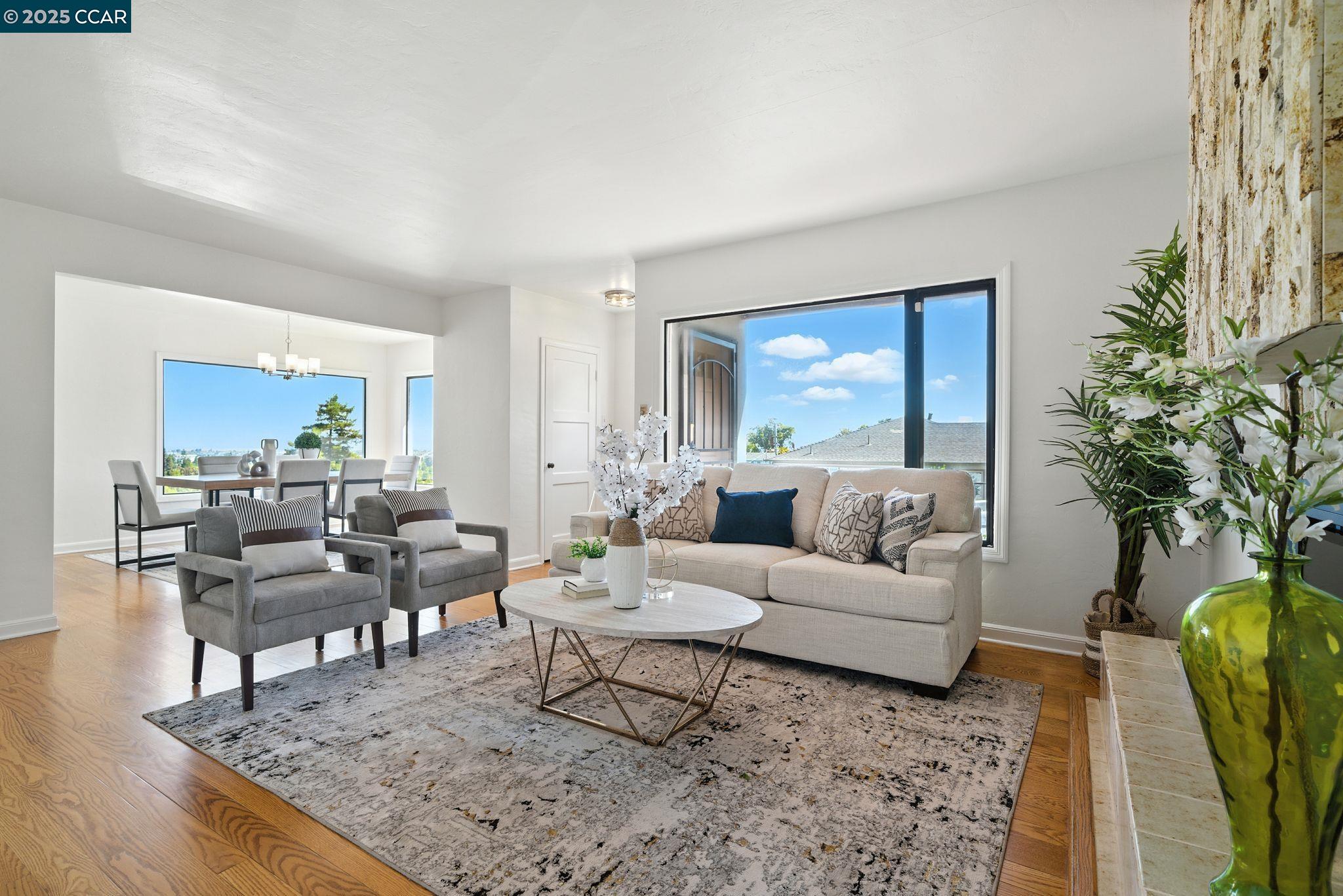 Detail Gallery Image 3 of 60 For 3716 Kenwood Ave, San Mateo,  CA 94403 - 4 Beds | 2/1 Baths