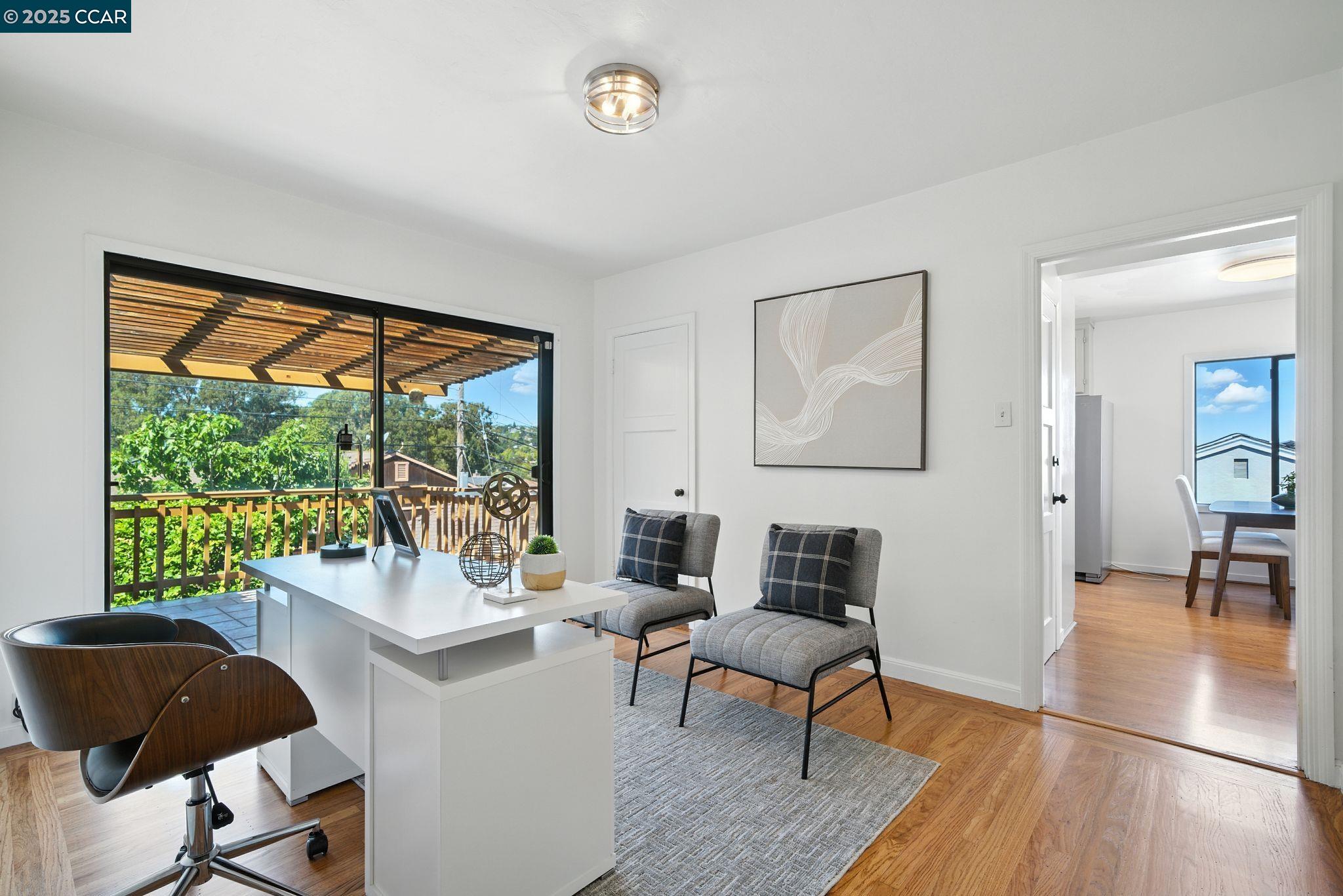 Detail Gallery Image 21 of 60 For 3716 Kenwood Ave, San Mateo,  CA 94403 - 4 Beds | 2/1 Baths