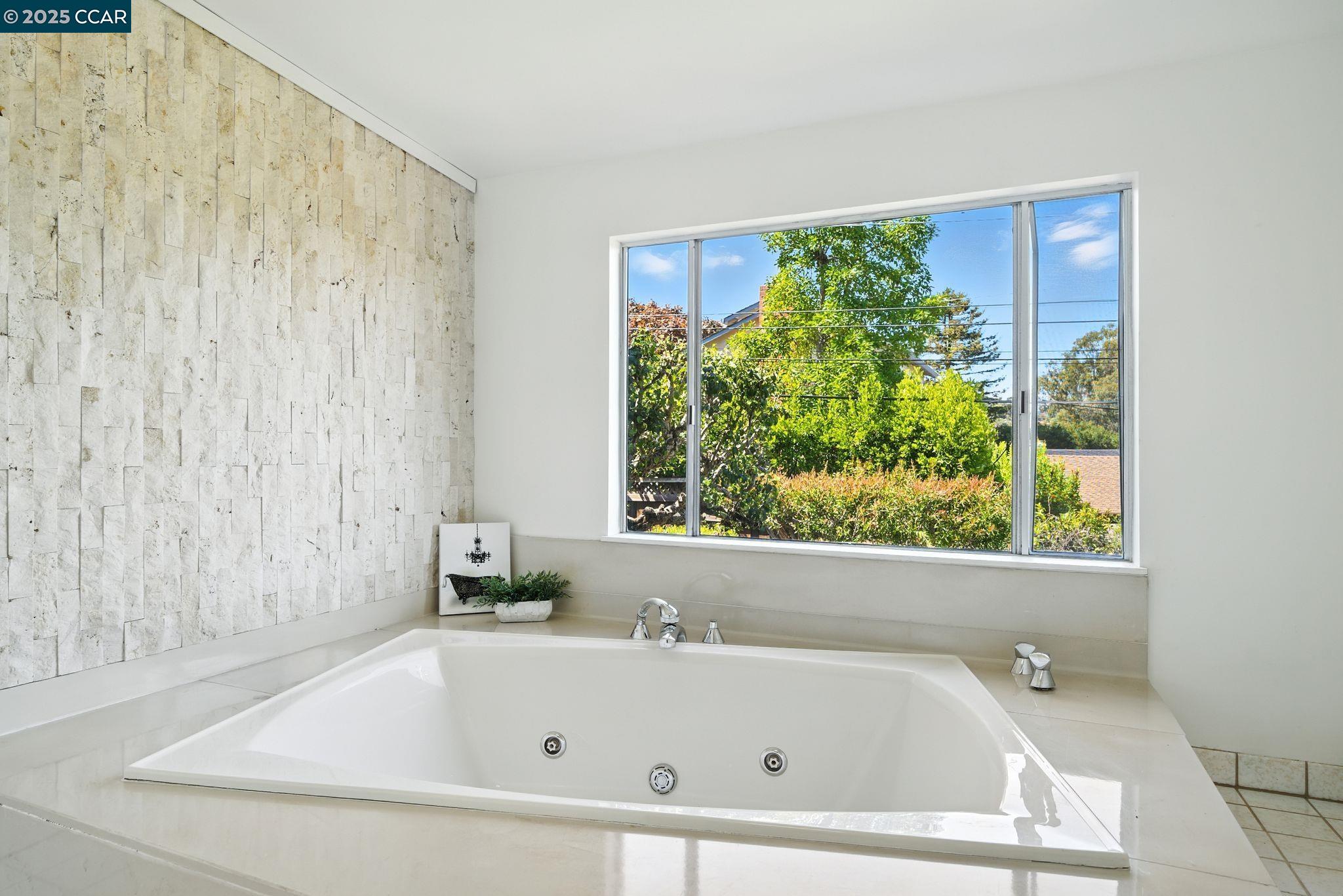 Detail Gallery Image 36 of 60 For 3716 Kenwood Ave, San Mateo,  CA 94403 - 4 Beds | 2/1 Baths