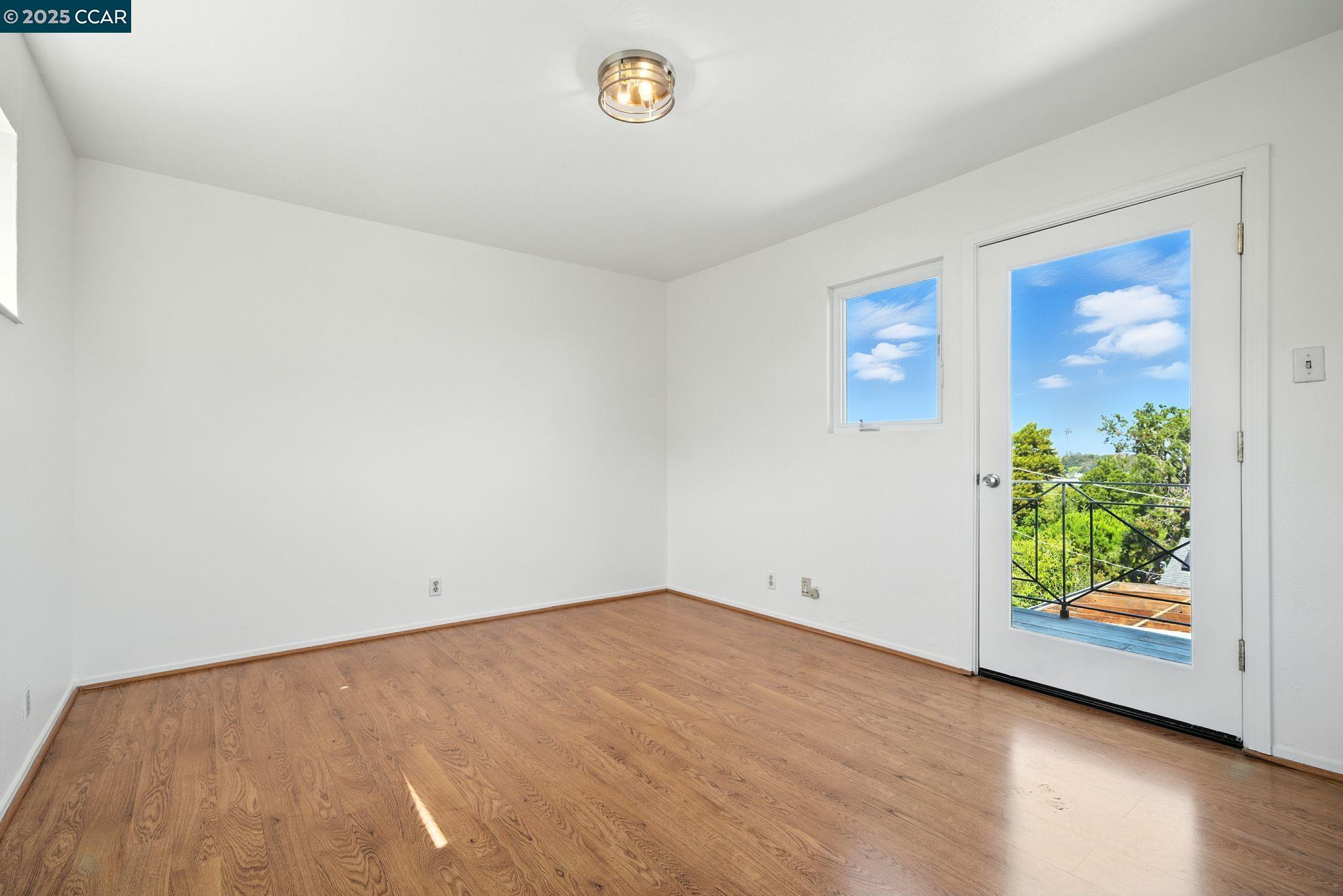 Detail Gallery Image 40 of 60 For 3716 Kenwood Ave, San Mateo,  CA 94403 - 4 Beds | 2/1 Baths