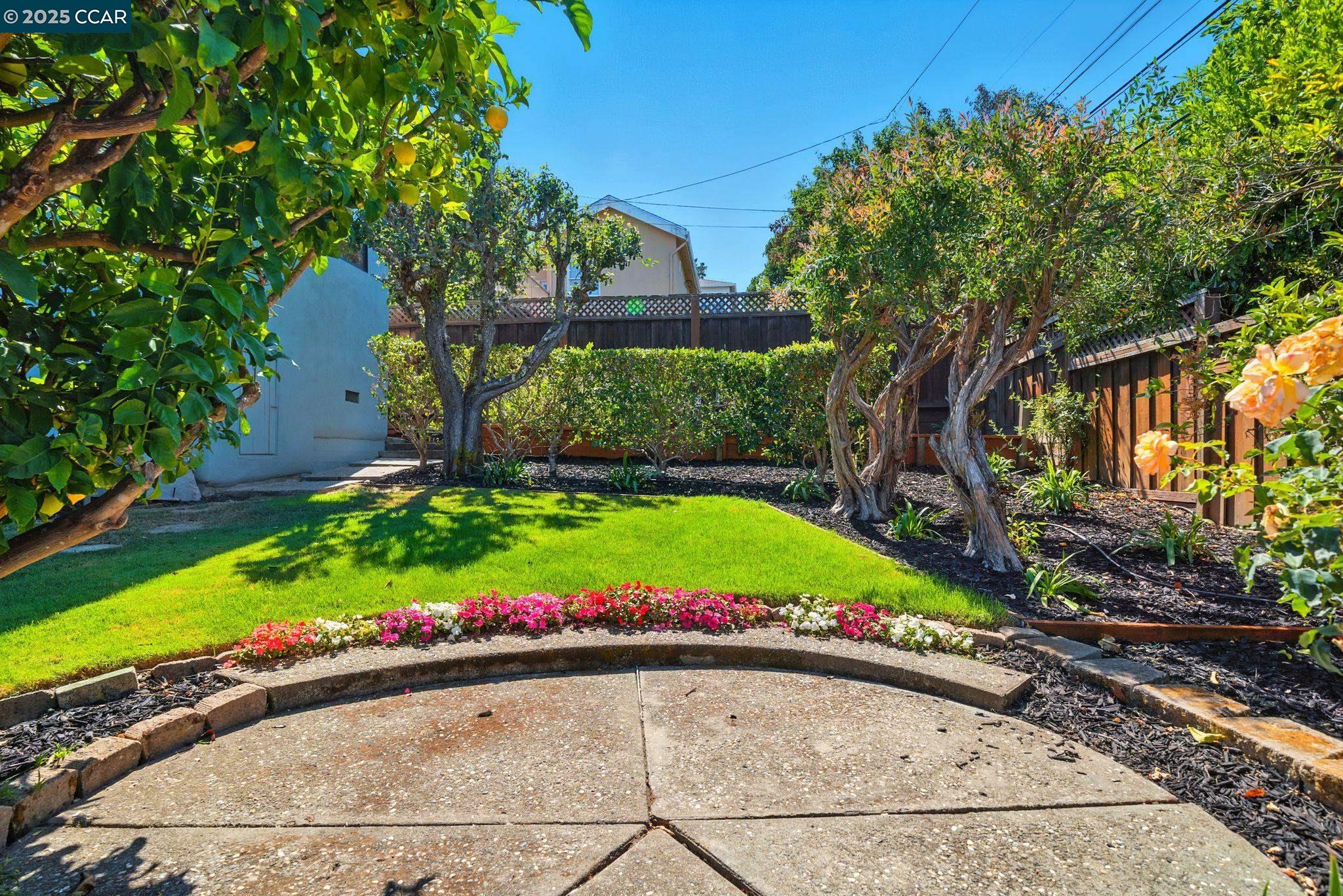 Detail Gallery Image 48 of 60 For 3716 Kenwood Ave, San Mateo,  CA 94403 - 4 Beds | 2/1 Baths