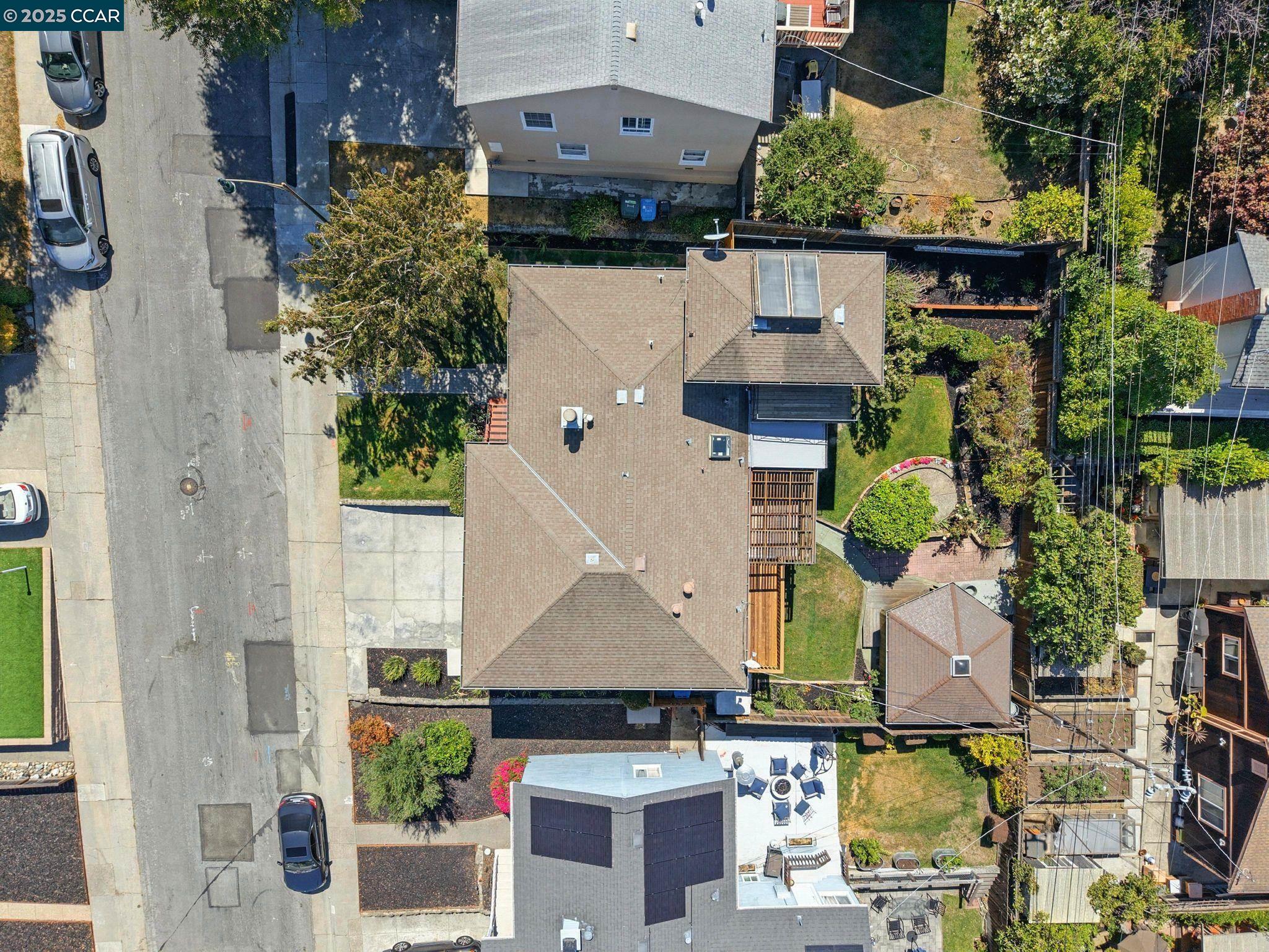 Detail Gallery Image 51 of 60 For 3716 Kenwood Ave, San Mateo,  CA 94403 - 4 Beds | 2/1 Baths
