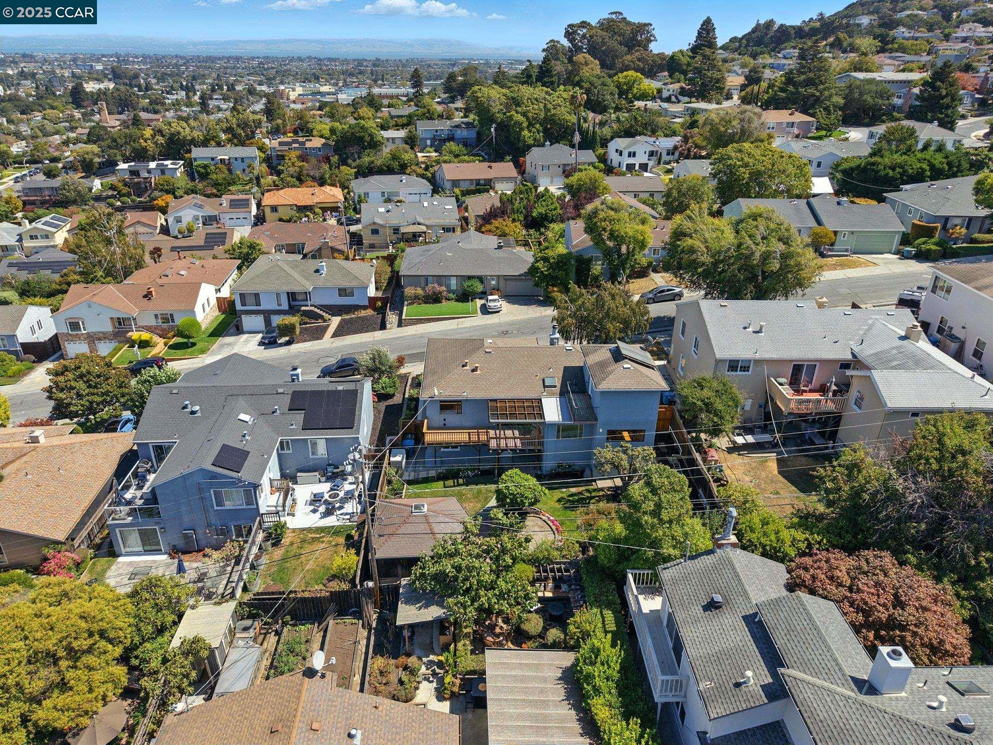 Detail Gallery Image 54 of 60 For 3716 Kenwood Ave, San Mateo,  CA 94403 - 4 Beds | 2/1 Baths