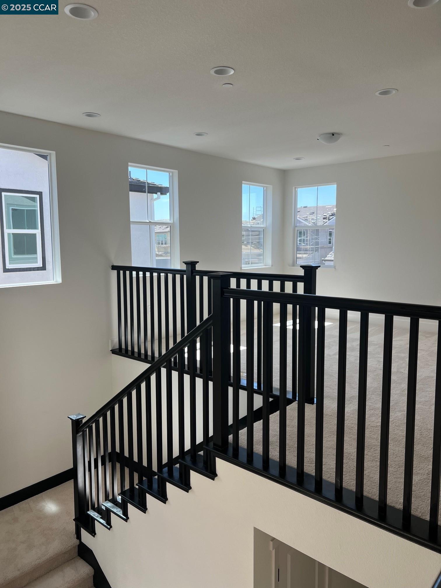 Detail Gallery Image 6 of 8 For 17024 Aldergrove Court, Lathrop,  CA 95330 - 4 Beds | 3/1 Baths