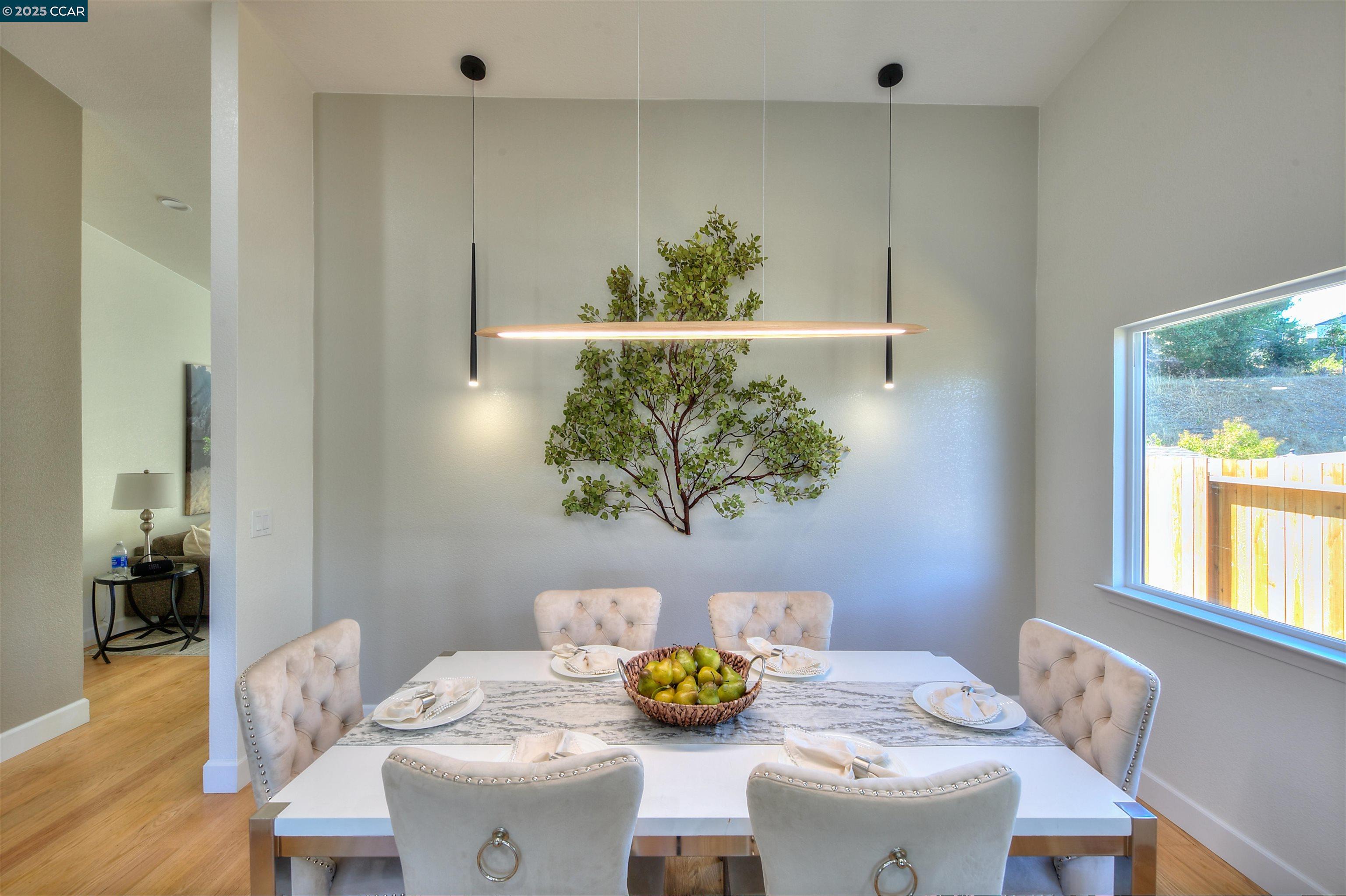 Detail Gallery Image 12 of 59 For 118 Sparrow Dr, Hercules,  CA 94547 - 3 Beds | 2 Baths