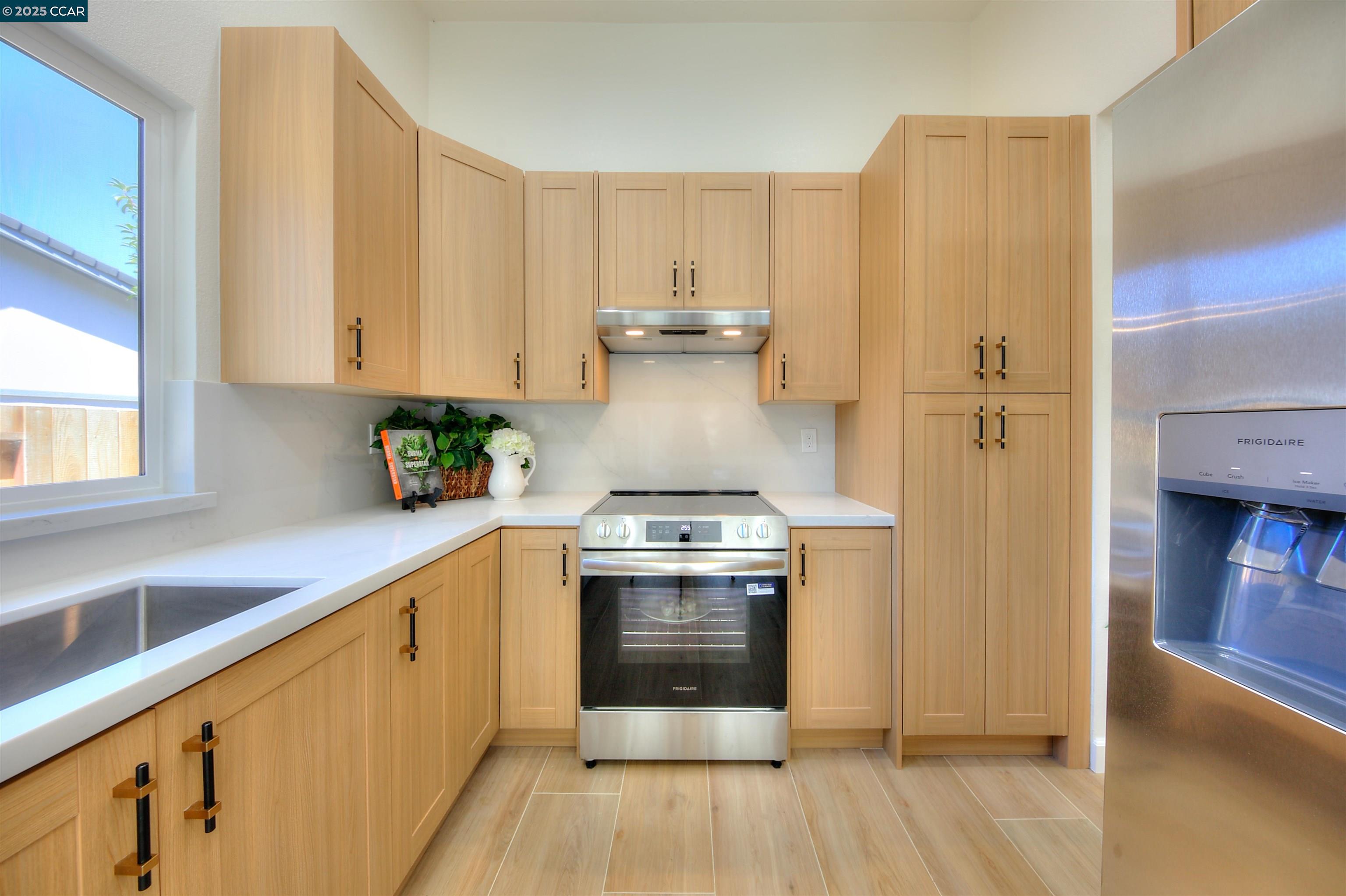 Detail Gallery Image 27 of 59 For 118 Sparrow Dr, Hercules,  CA 94547 - 3 Beds | 2 Baths