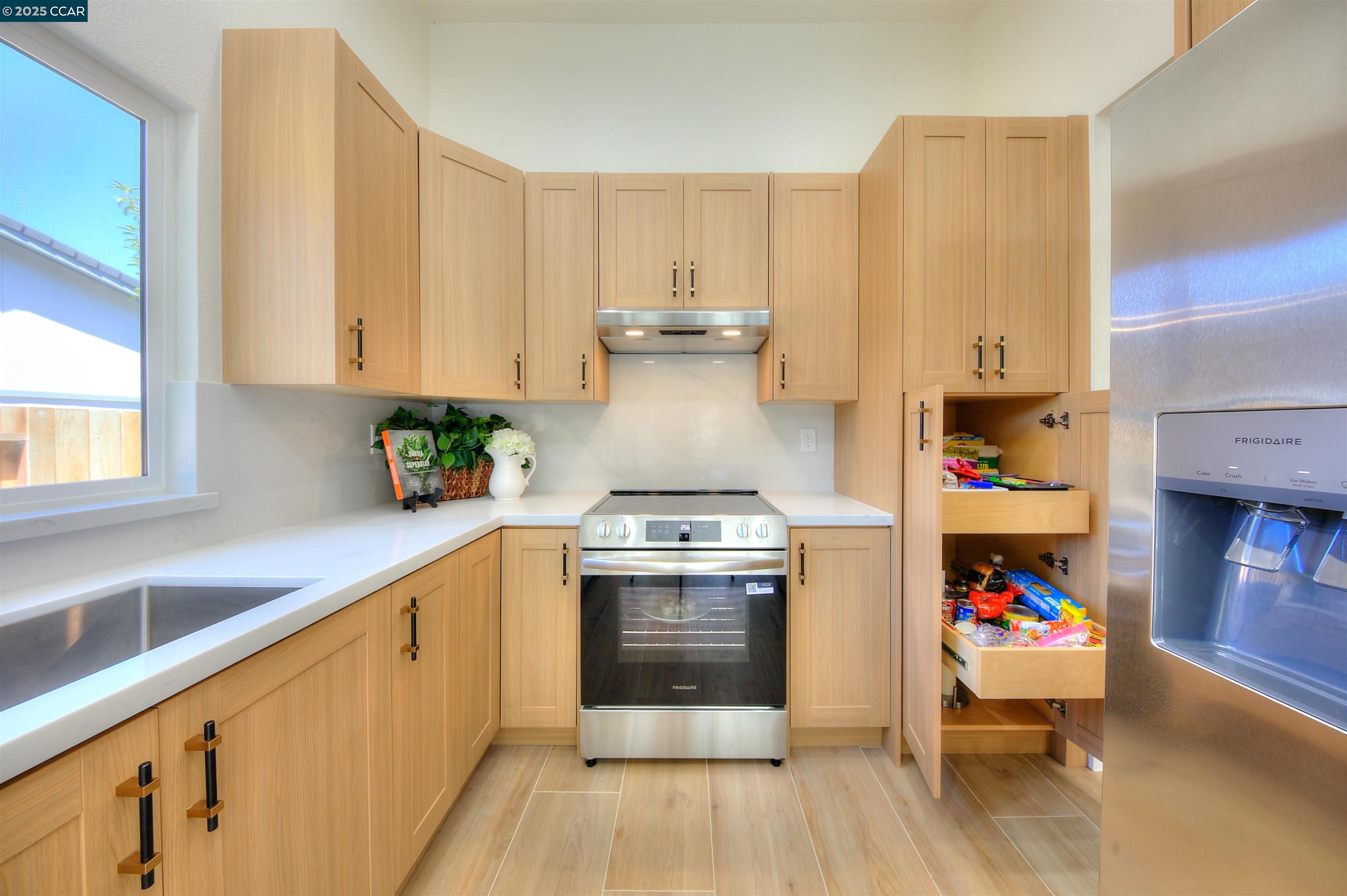 Detail Gallery Image 28 of 59 For 118 Sparrow Dr, Hercules,  CA 94547 - 3 Beds | 2 Baths