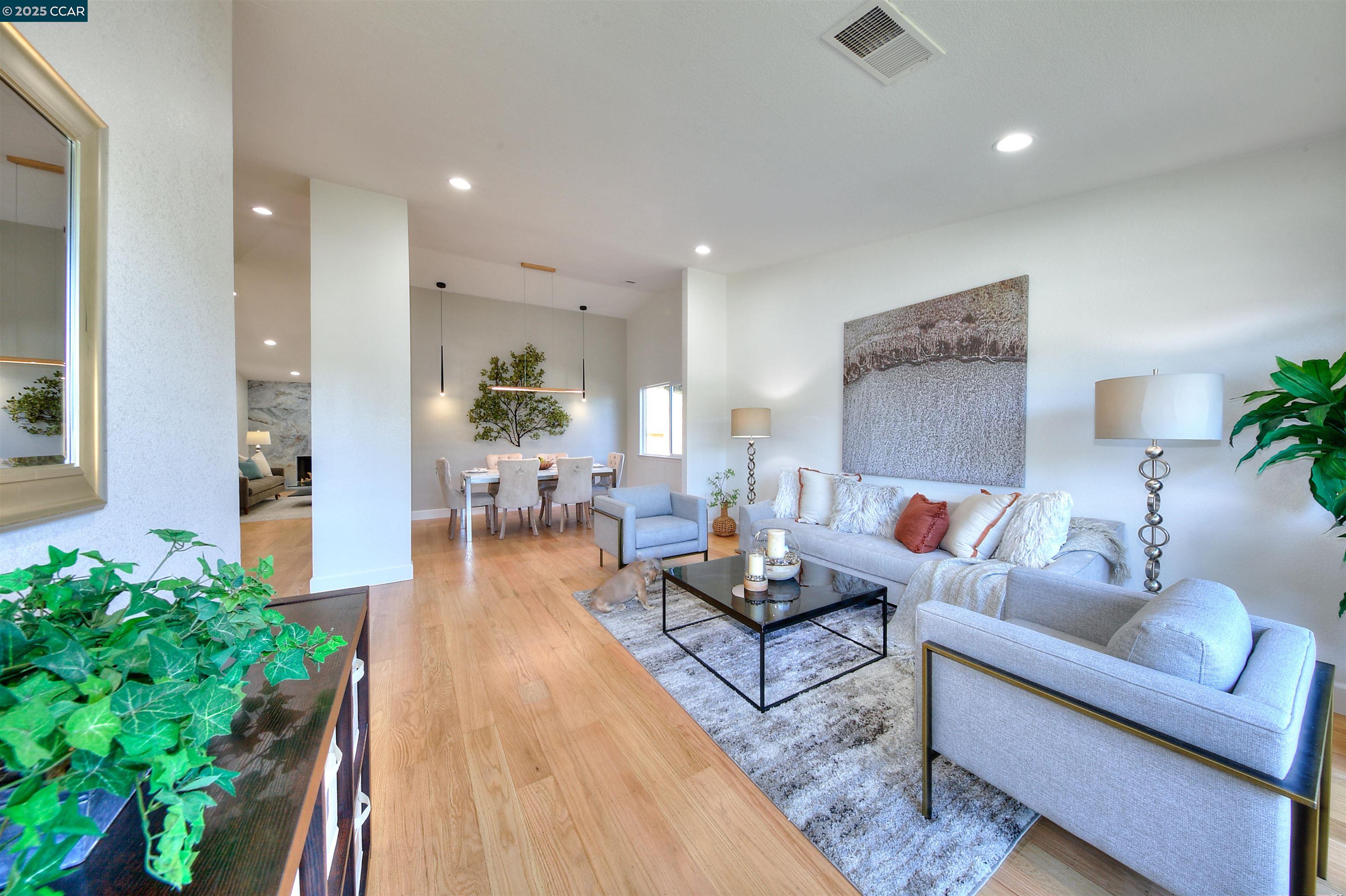 Detail Gallery Image 4 of 59 For 118 Sparrow Dr, Hercules,  CA 94547 - 3 Beds | 2 Baths