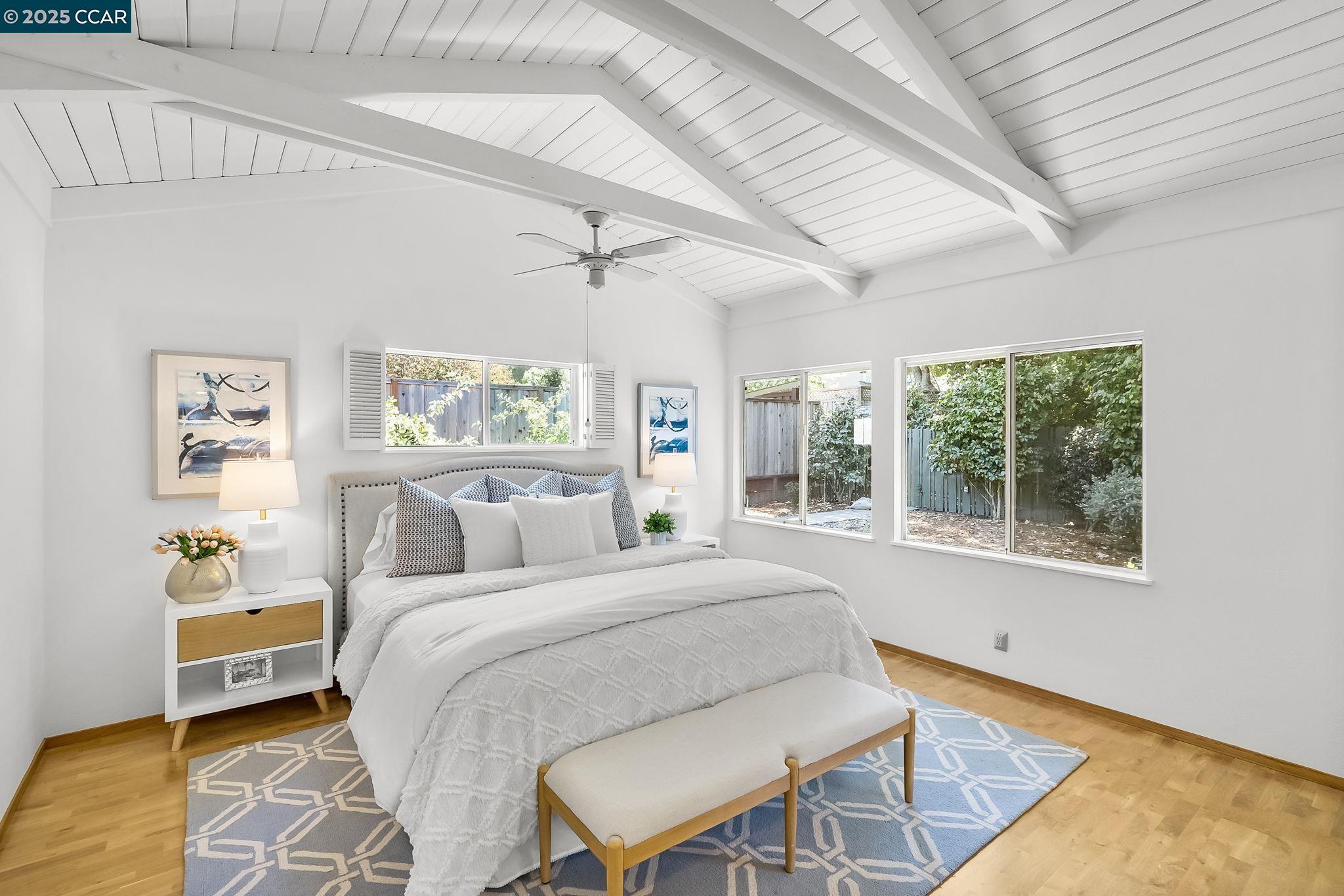 Detail Gallery Image 19 of 39 For 46 Parklane Dr, Orinda,  CA 94563 - 2 Beds | 2 Baths