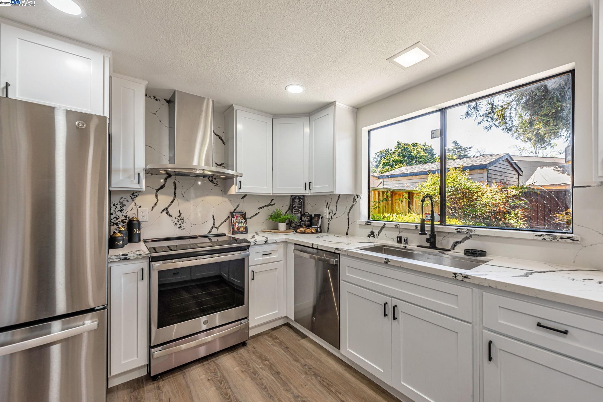 Detail Gallery Image 17 of 57 For 3810 Burton Cmn, Fremont,  CA 94536 - 3 Beds | 2/1 Baths